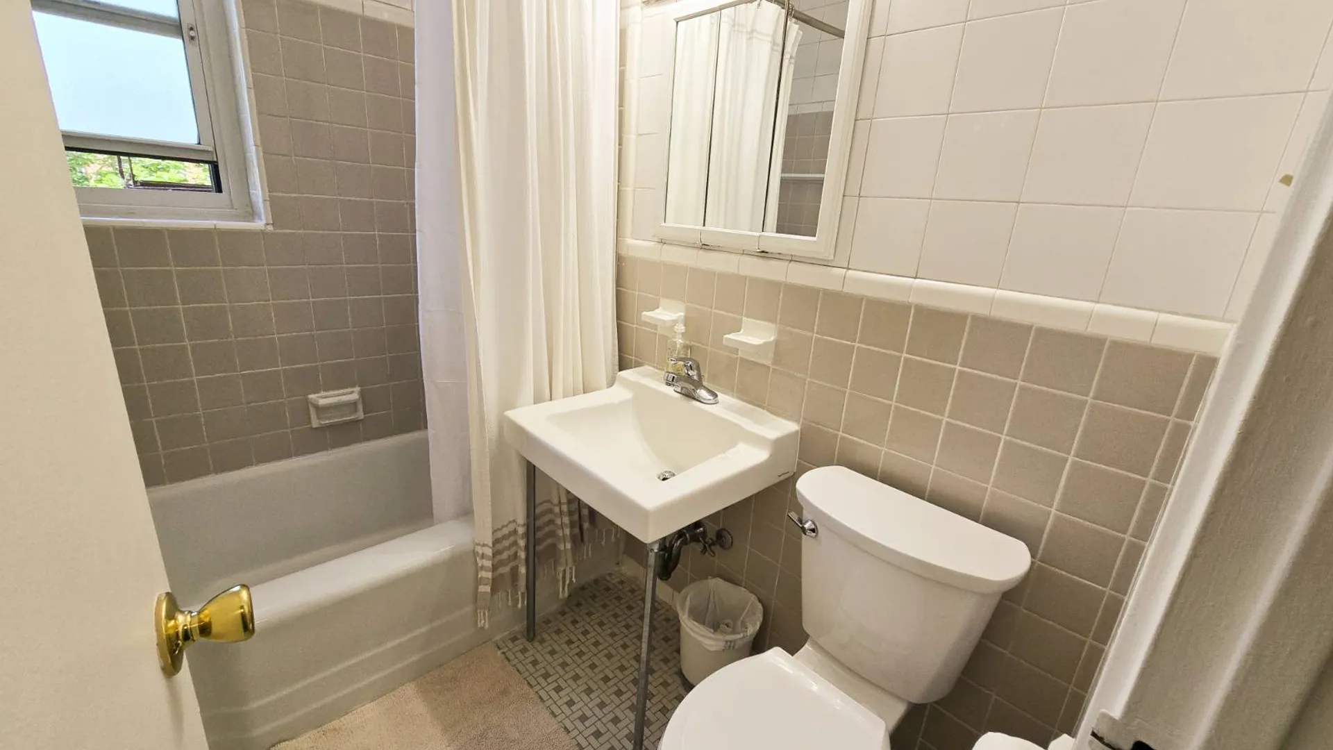 Property at 210-15 23, Bayside, NY 11360 14