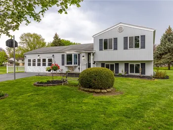Property at 18 Kencrest Circle, Gates, NY 14606