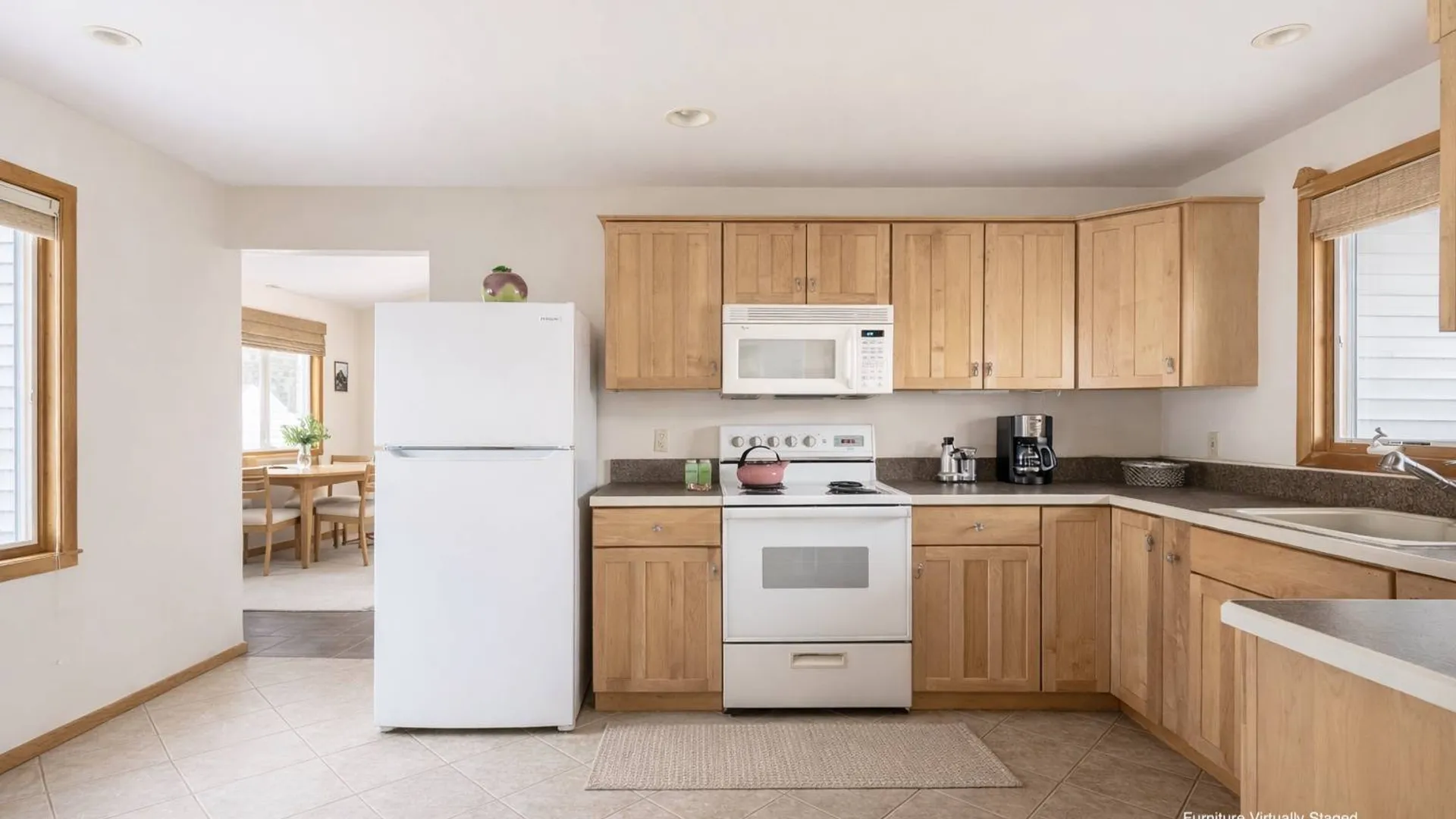 Property at 21 Woodridge Rd, Hampton Bays, NY 11946 15