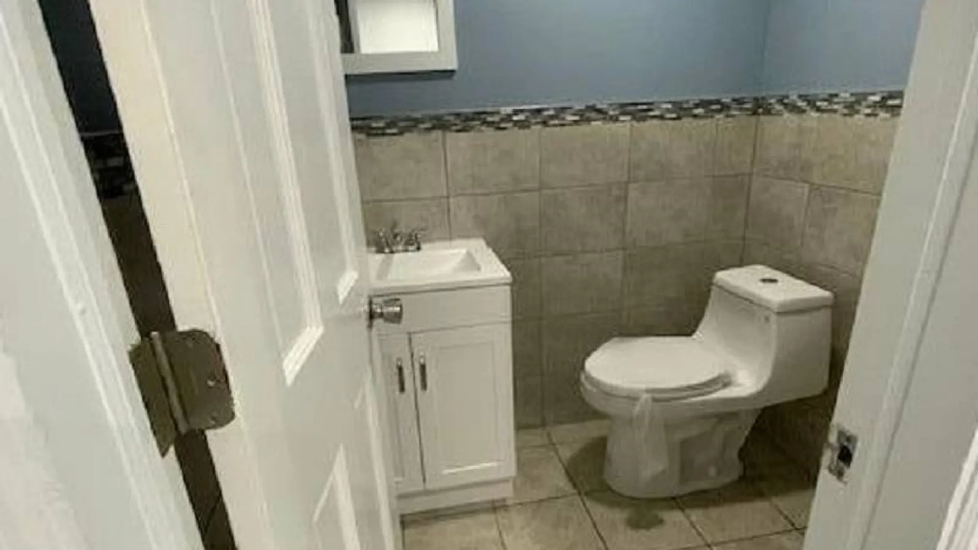 Property at 4164 Victory Blvd, Staten Island, NY 10314 4