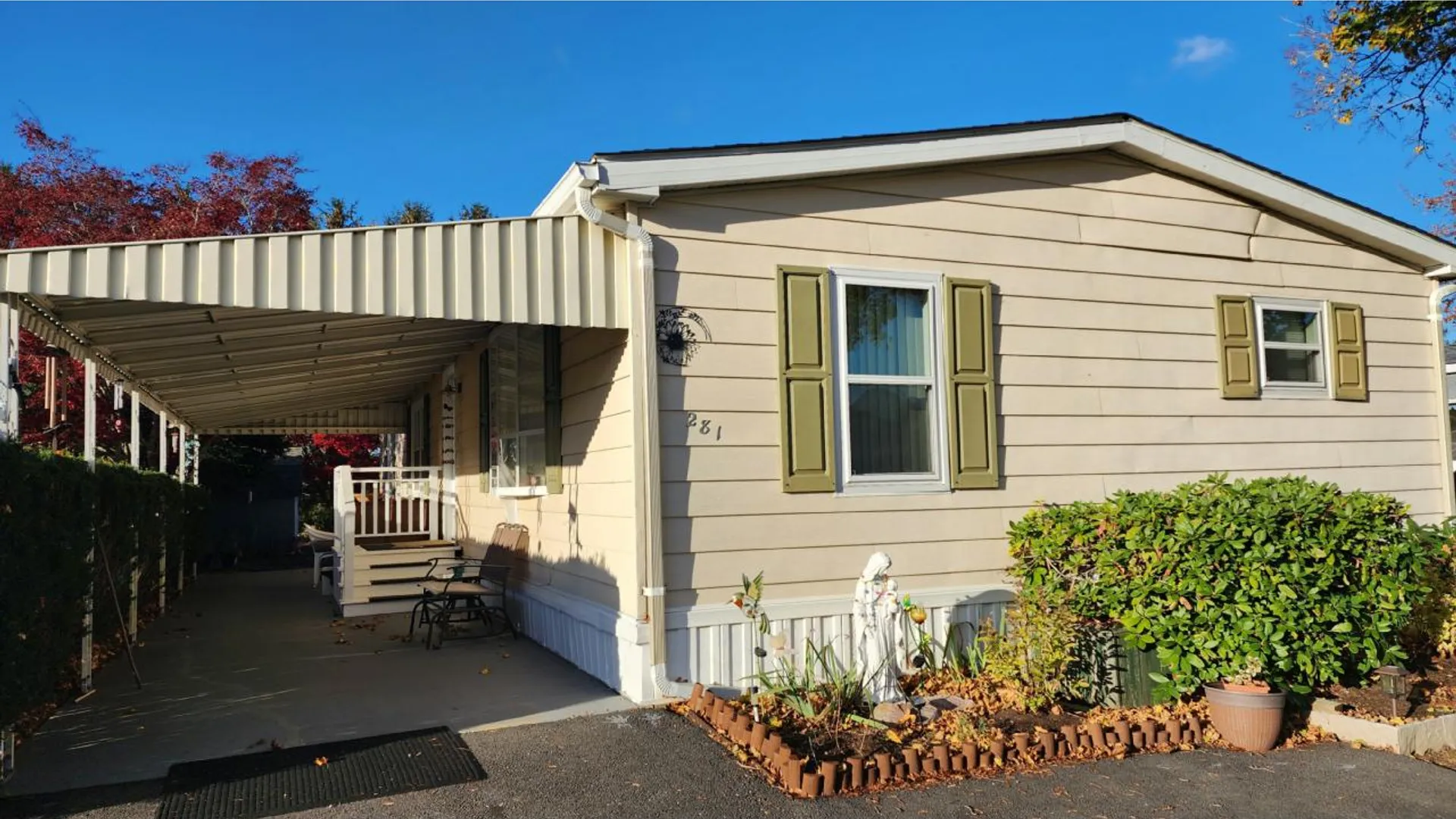 Property at 703 Fresh Pond Ave, Calverton, NY 11933 9