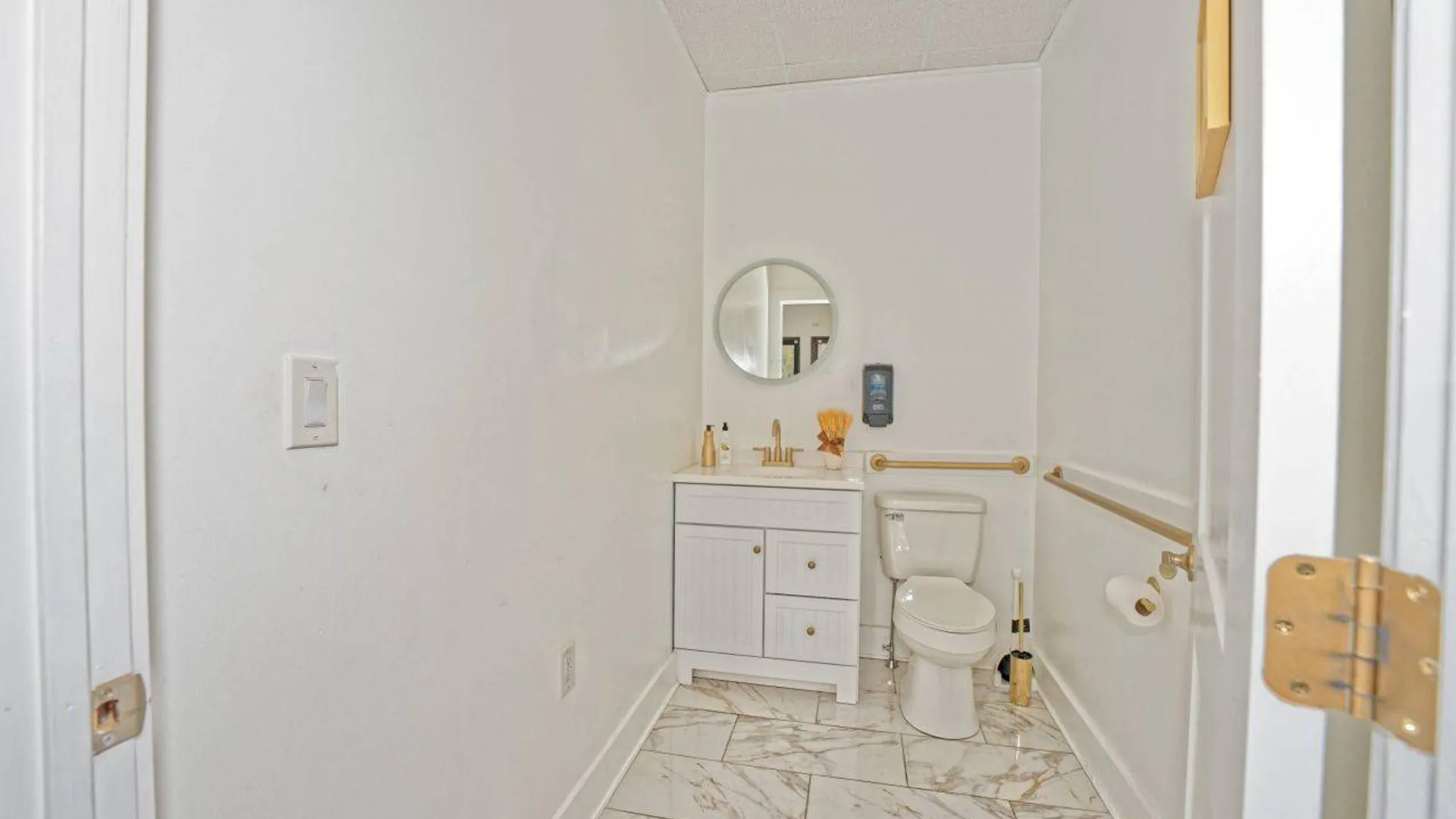 Property at 501 Campbell Ave, Troy, NY 12180 10