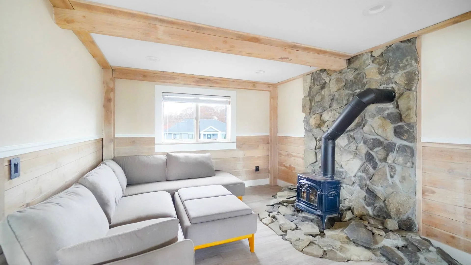 Property at 15 MARLIN RD, East Quogue, NY 11942 18