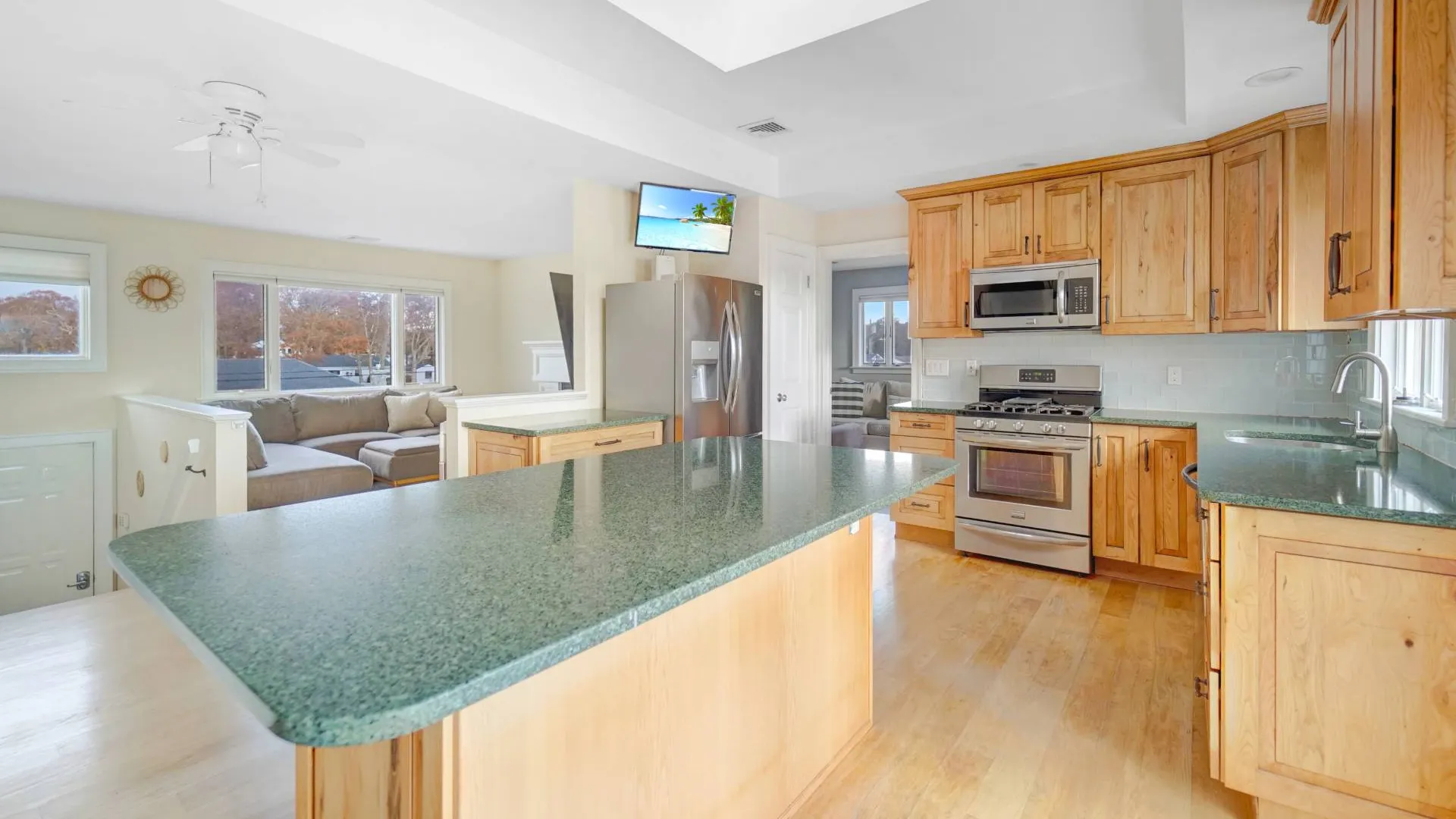 Property at 15 MARLIN RD, East Quogue, NY 11942 6