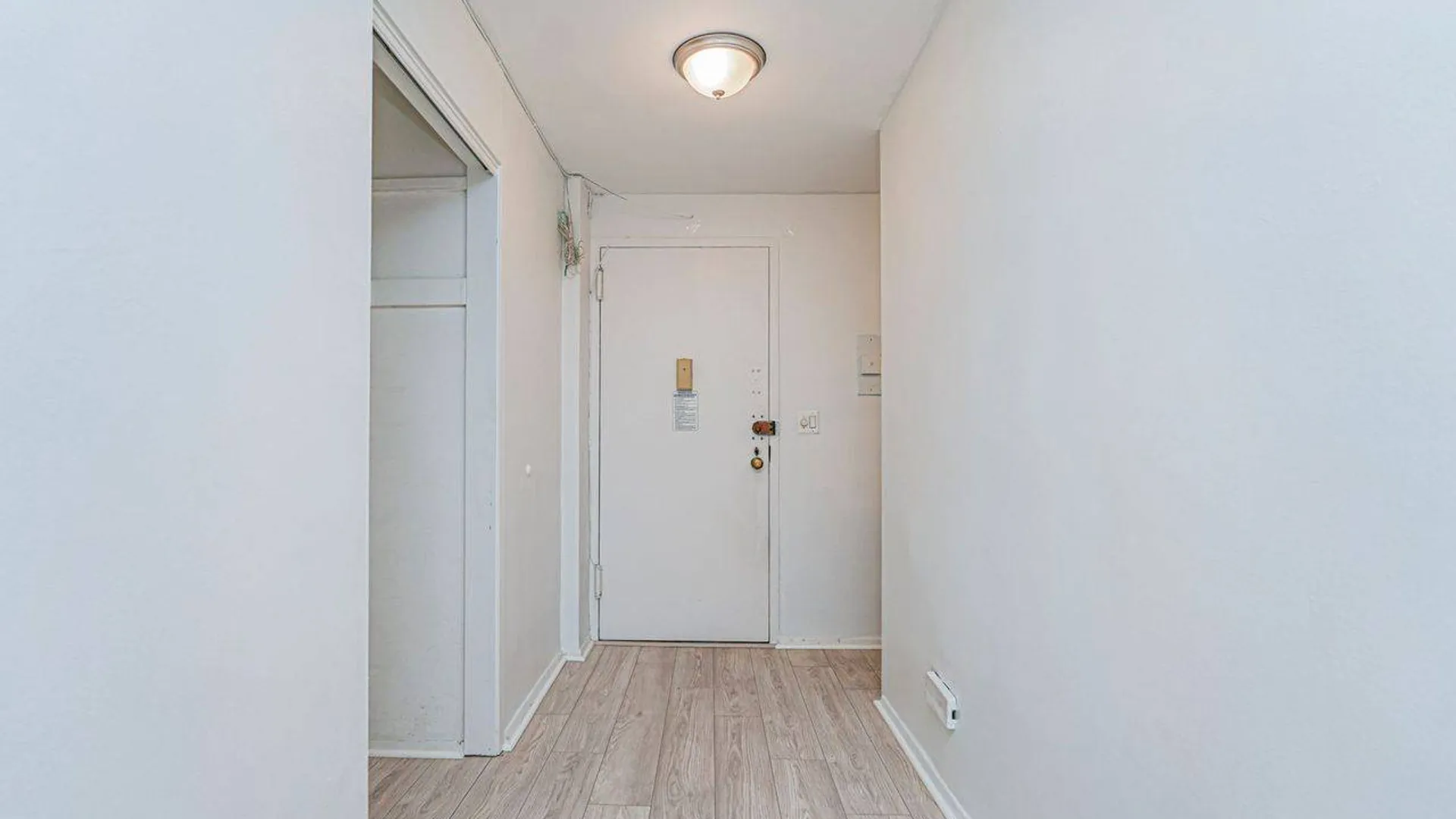 Property at 1100 Clove Rd, Staten Island, NY 10301 6