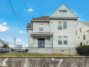 Property at 69 Waring Pl, Yonkers, NY 10703