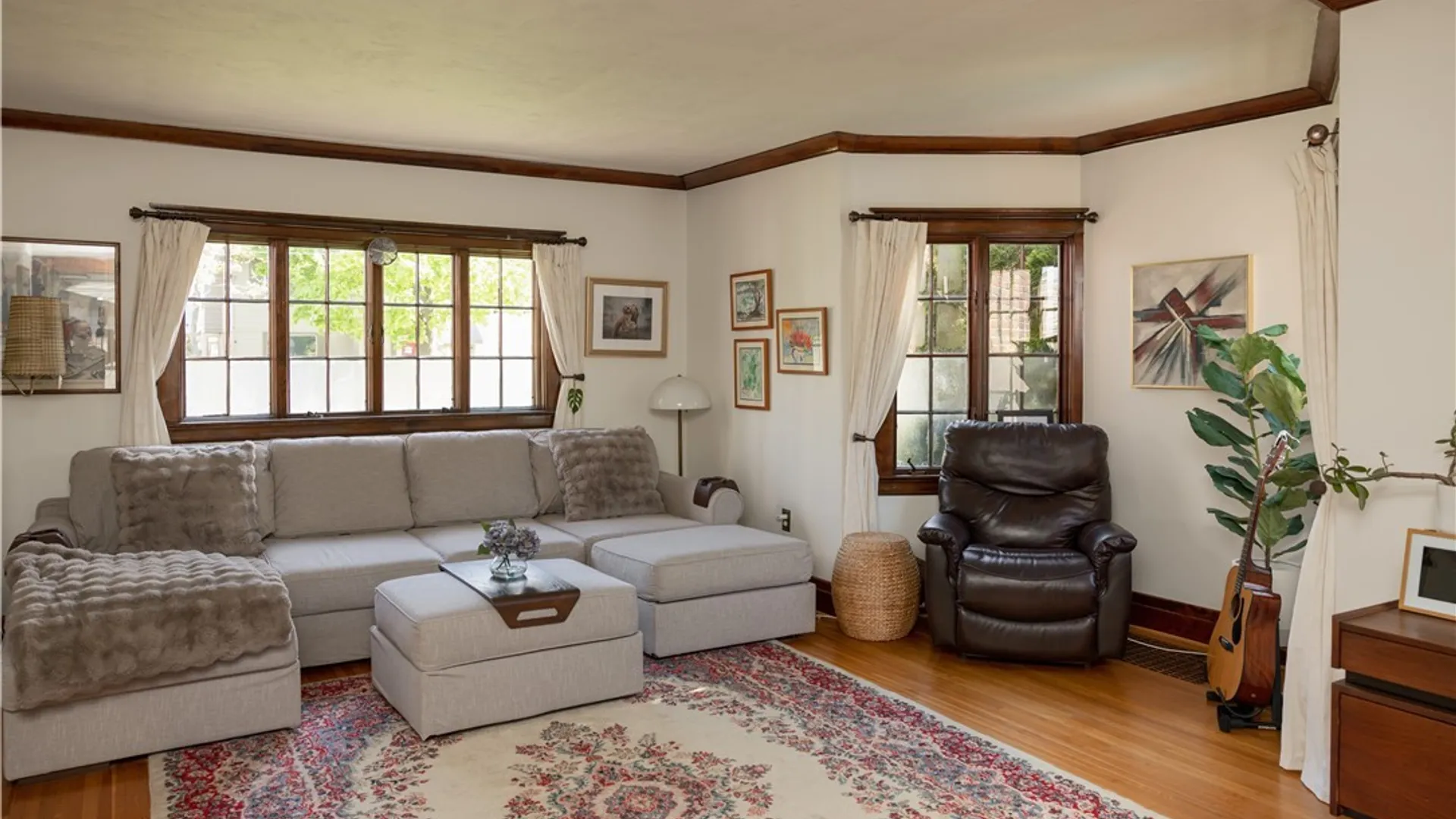Property at 942 Harrison Avenue, Niagara Falls, NY 14305 15