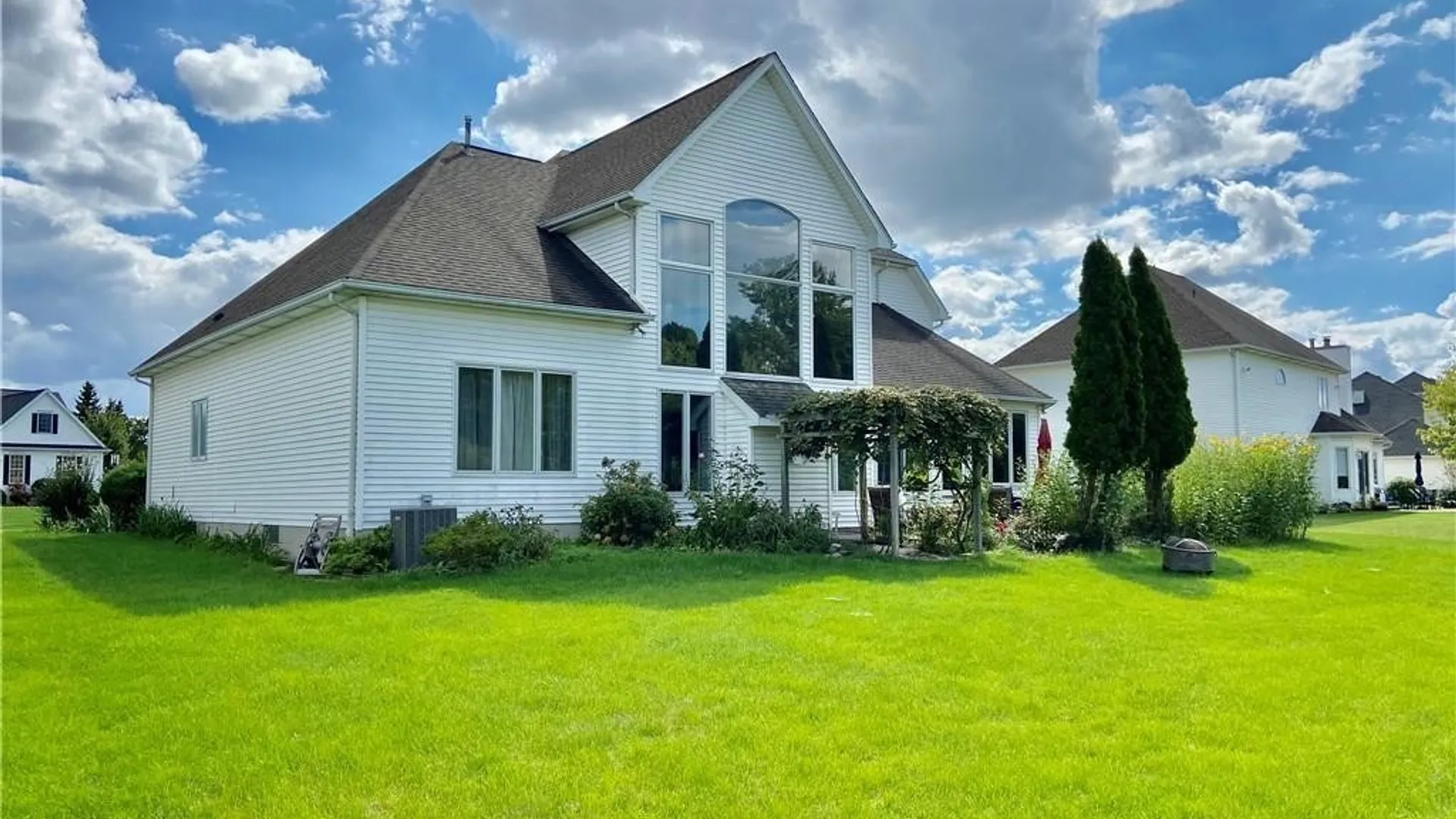 Property at 5458 Center Pine Lane, Clarence, NY 14221 32
