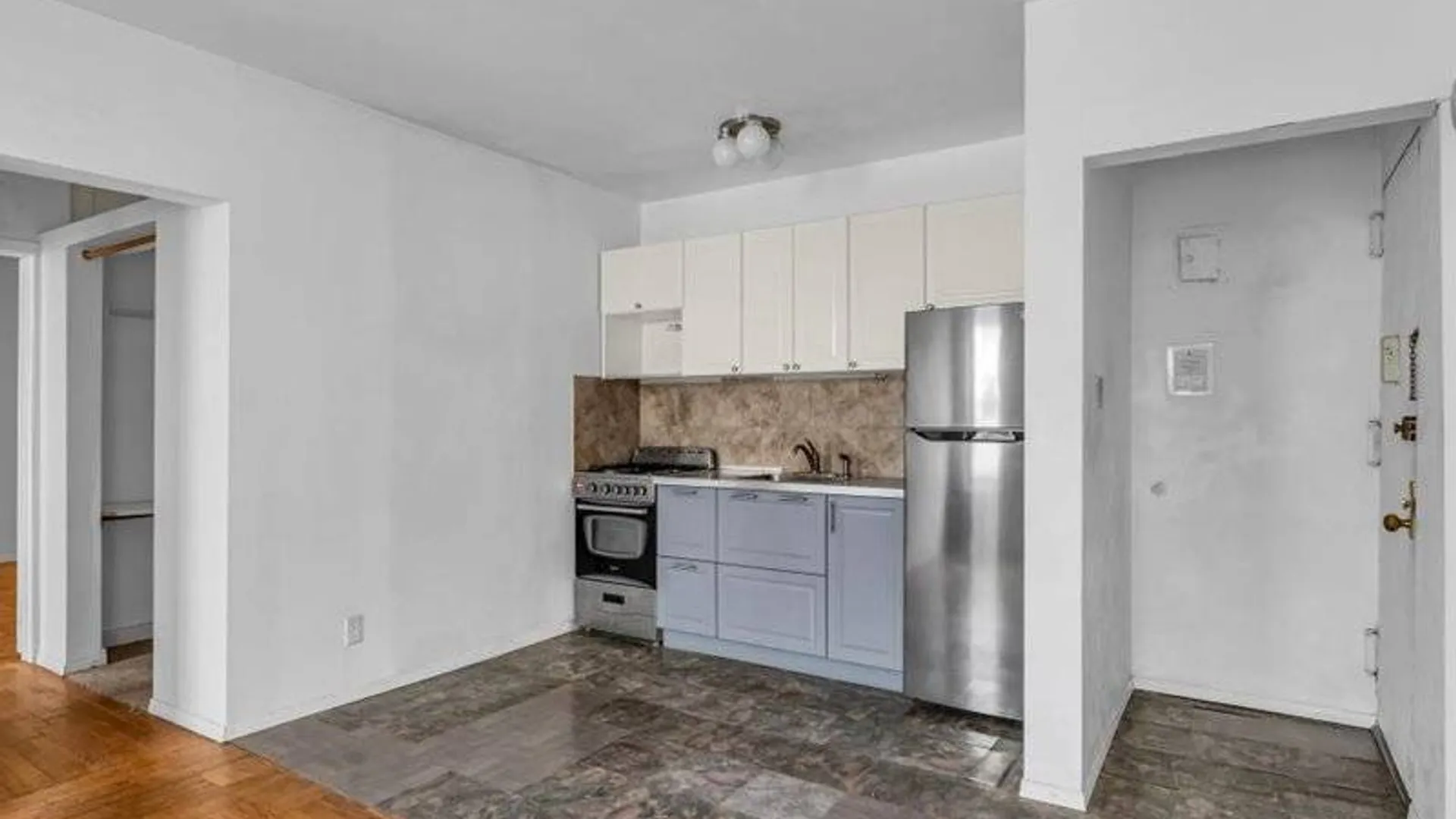 Property at 1151 Brighton Beach Ave, Brooklyn, NY 11235 4