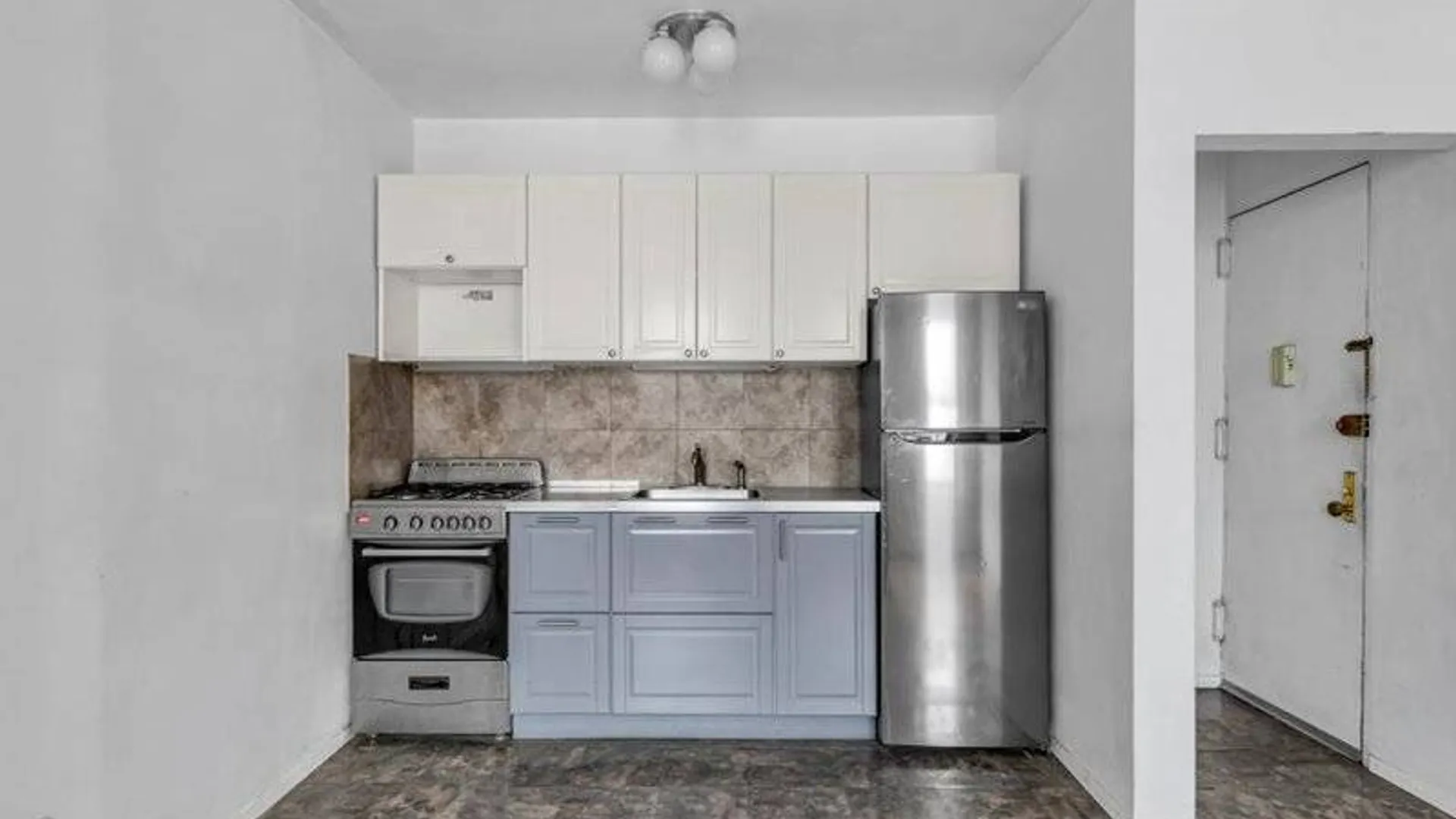 Property at 1151 Brighton Beach Ave, Brooklyn, NY 11235 5