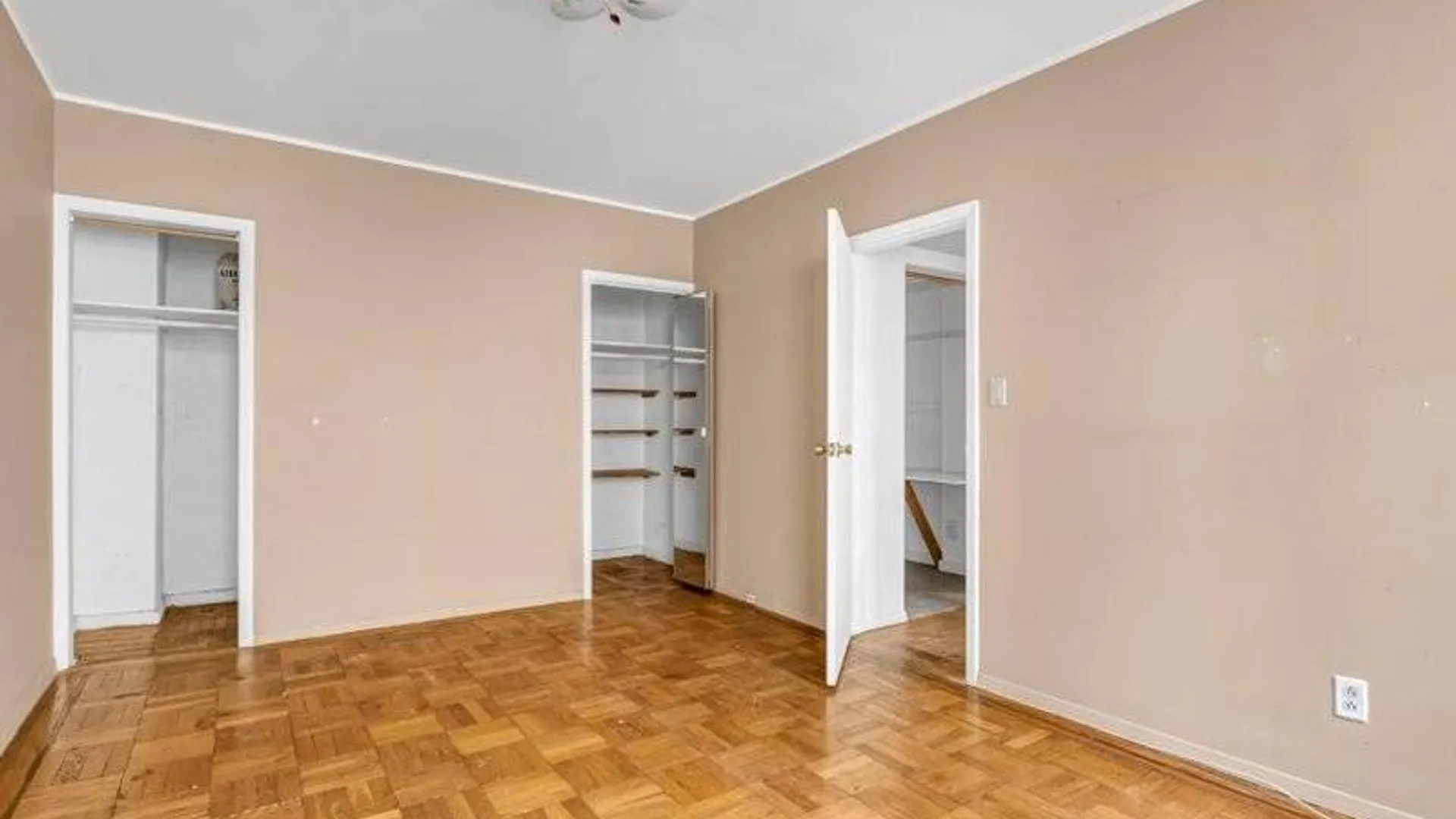 Property at 1151 Brighton Beach Ave, Brooklyn, NY 11235 7
