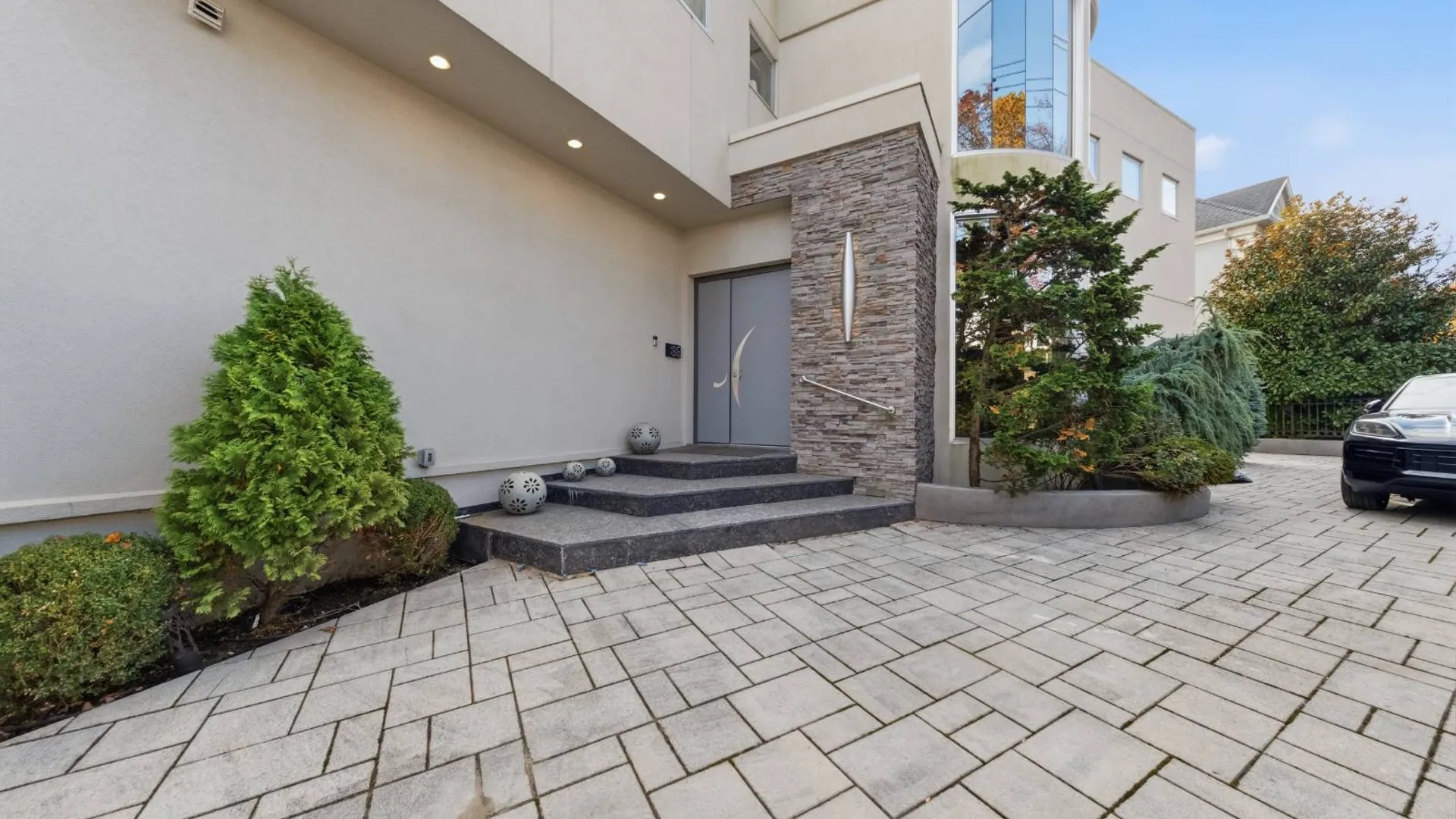 Property at 186 flagg pl, Staten Island, NY 10304 2