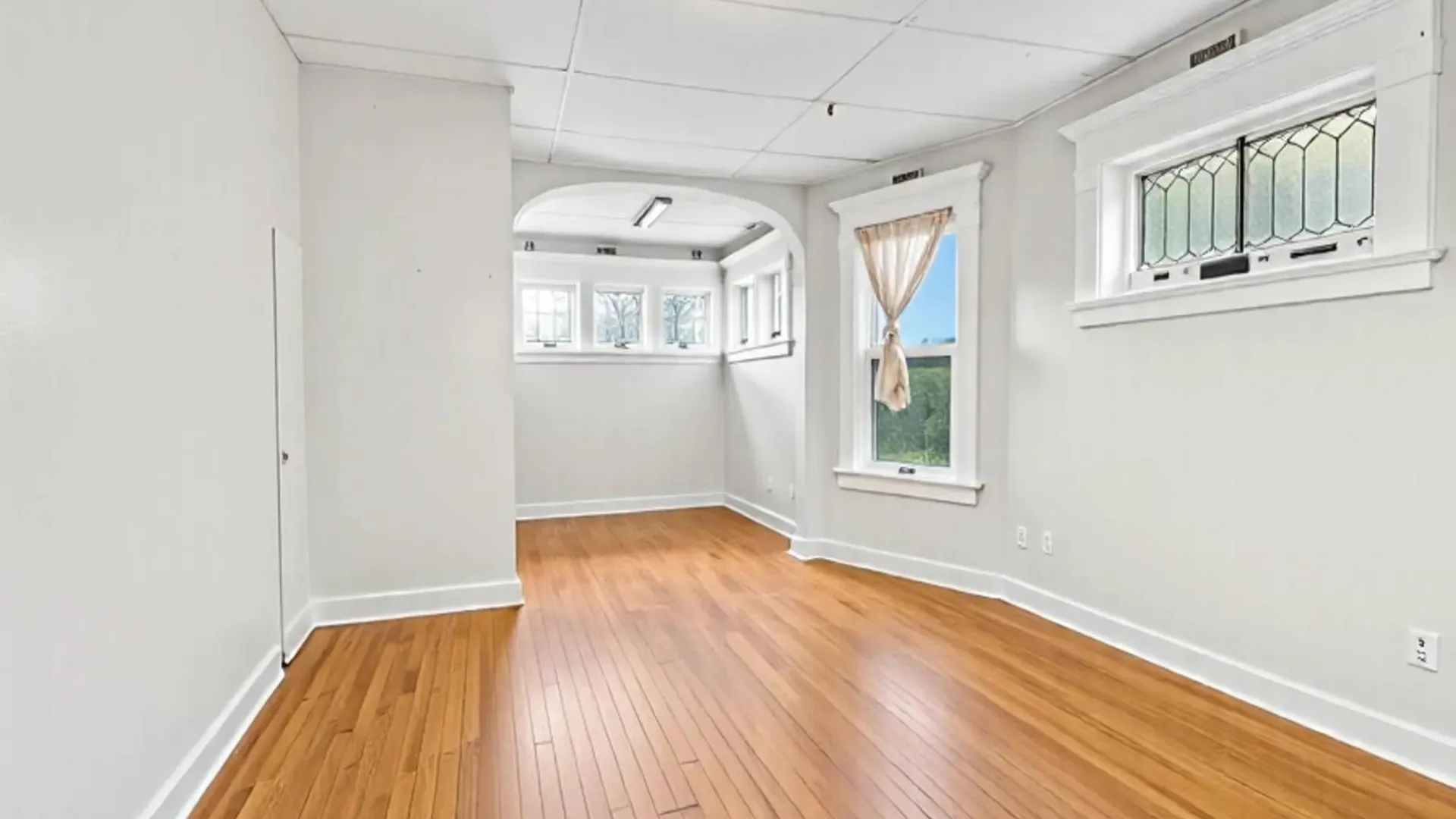 Property at 59 Jackson St, New Rochelle, NY 10801 10