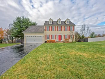 Property at 8 Jordan Ln, Glenville, NY 12302