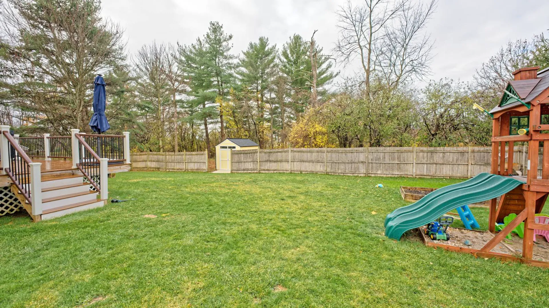 Property at 8 Jordan Ln, Glenville, NY 12302 51