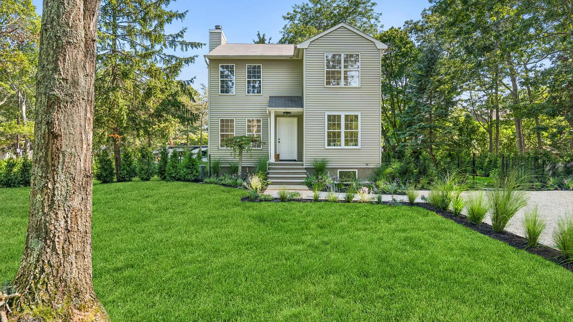 Property at 13 Shore Road, Hampton Bays, NY 11946 18