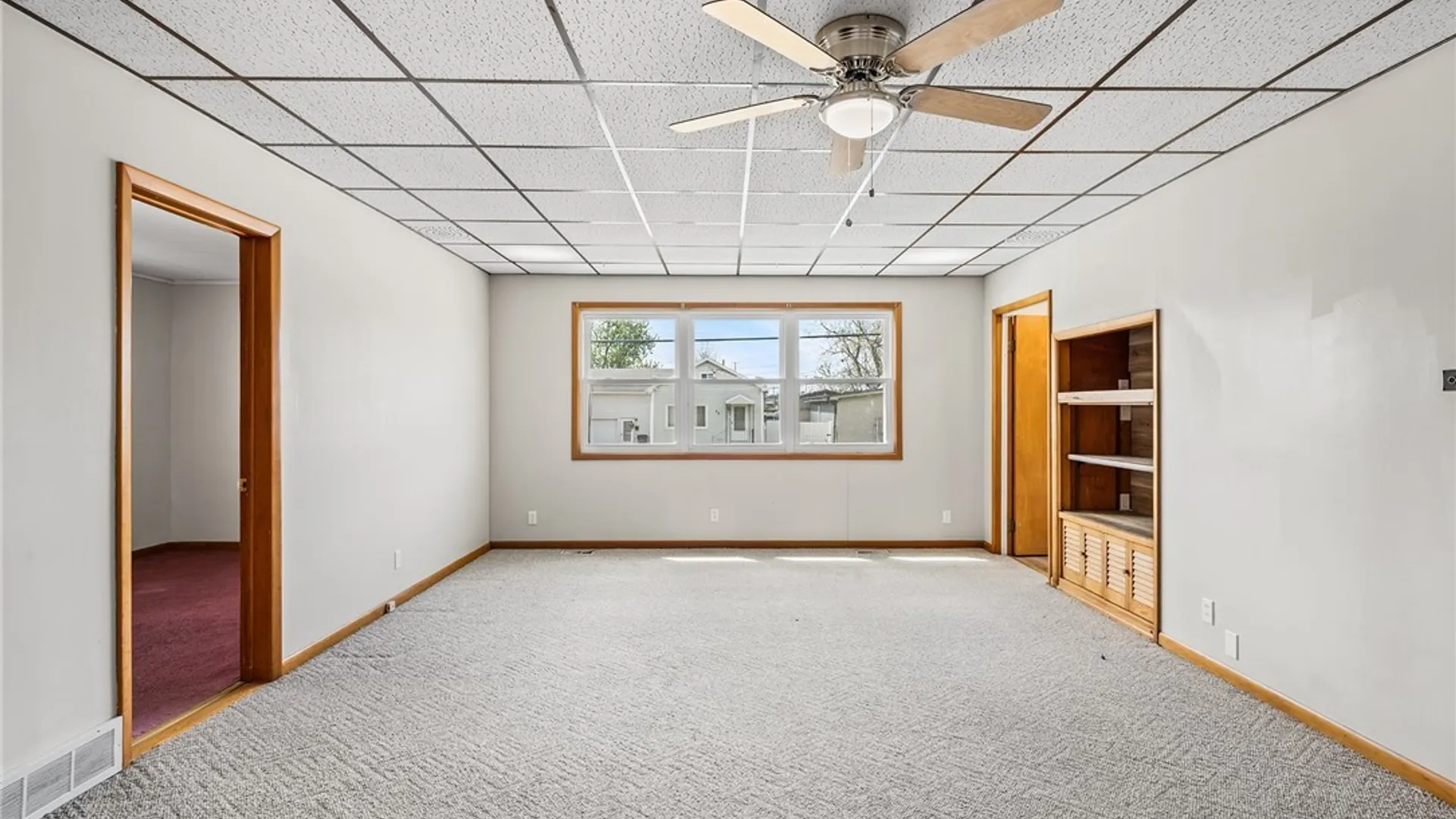 Property at 30 Meadowlawn Road, Cheektowaga, NY 14225 6