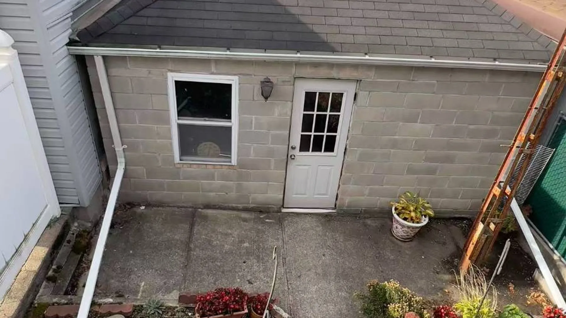 Property at 58-22 60th Place, Maspeth, NY 11378 17