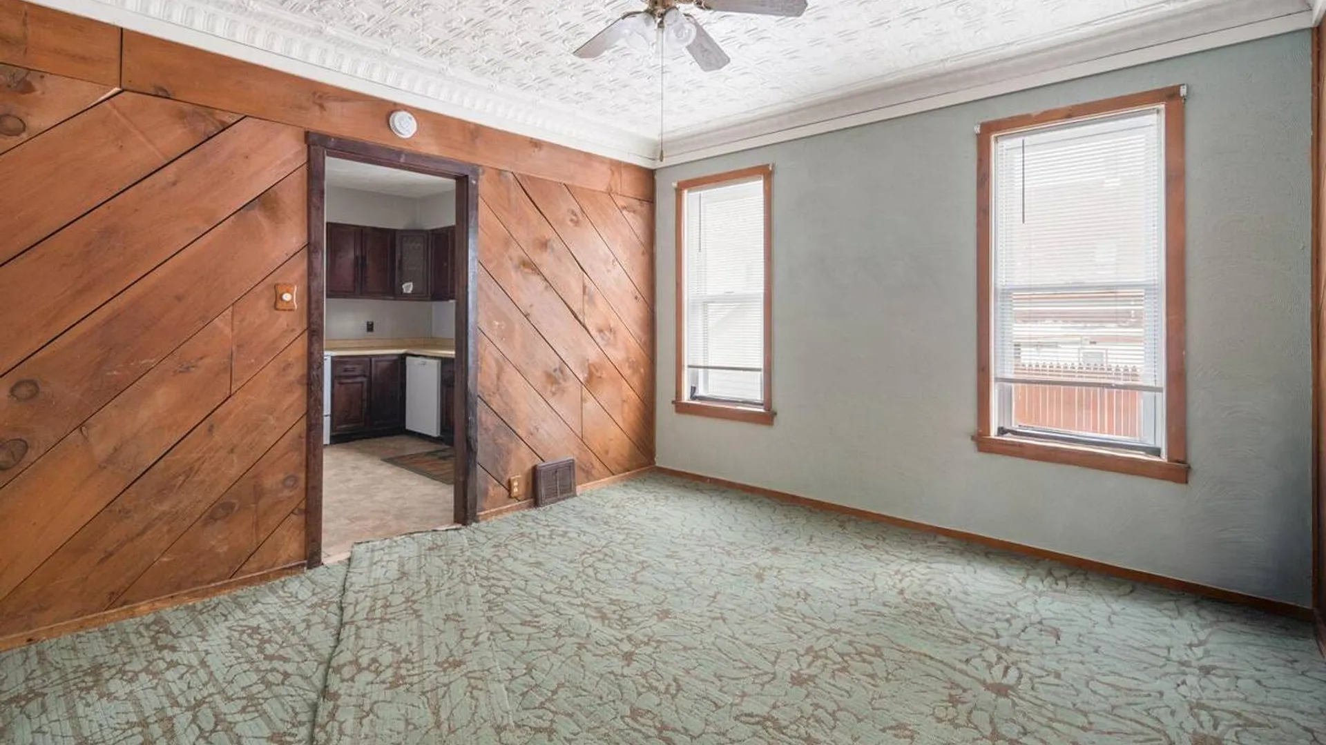 Property at 7 Smith Street, Gloversville, NY 12078 10