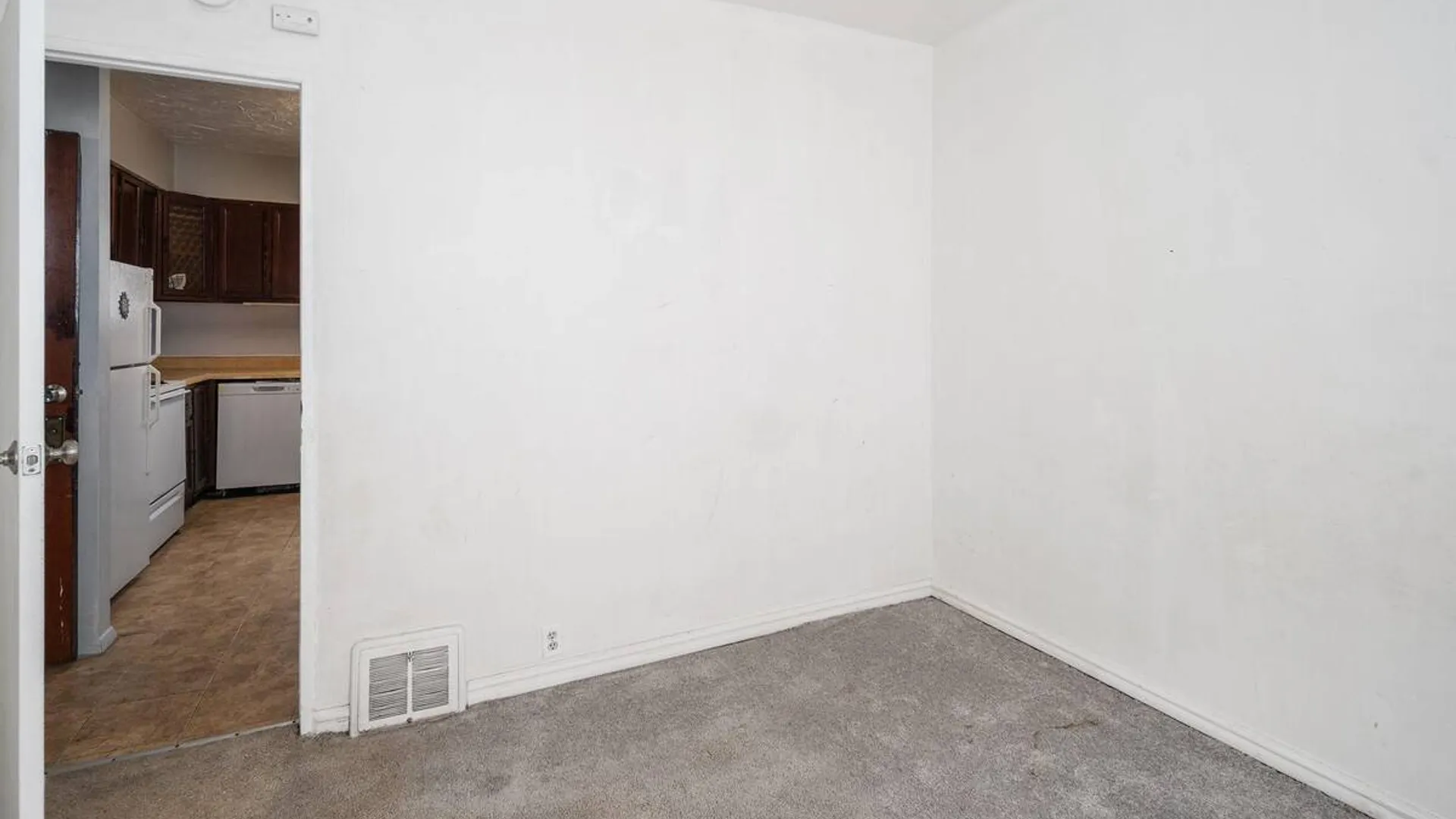 Property at 7 Smith Street, Gloversville, NY 12078 17