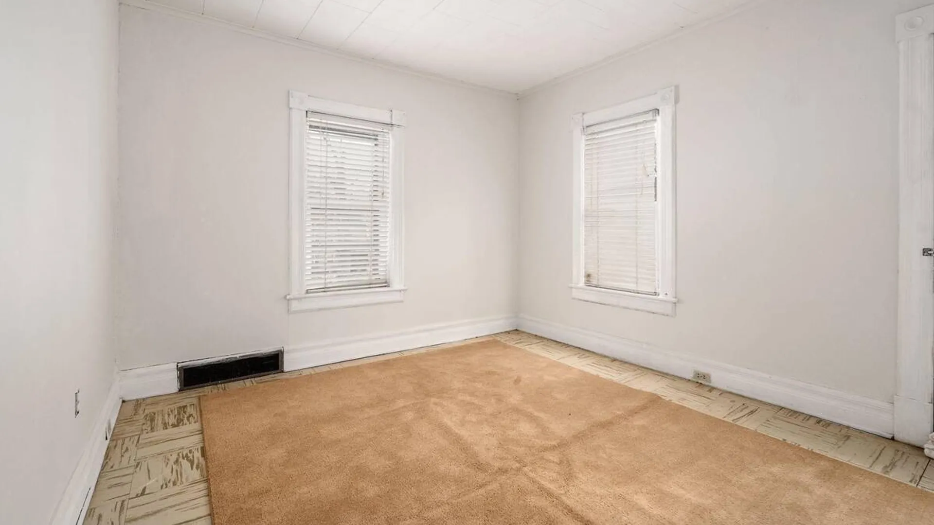 Property at 7 Smith Street, Gloversville, NY 12078 25