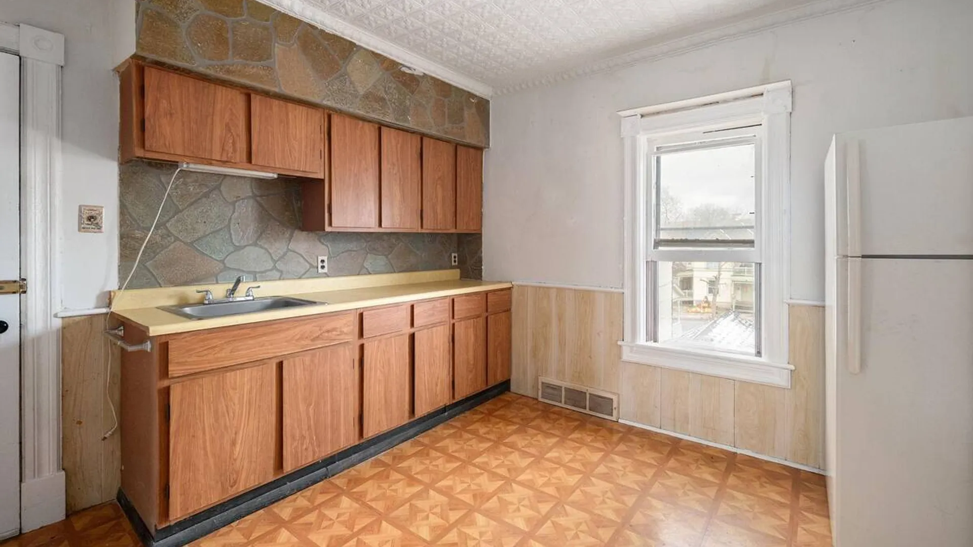 Property at 7 Smith Street, Gloversville, NY 12078 29