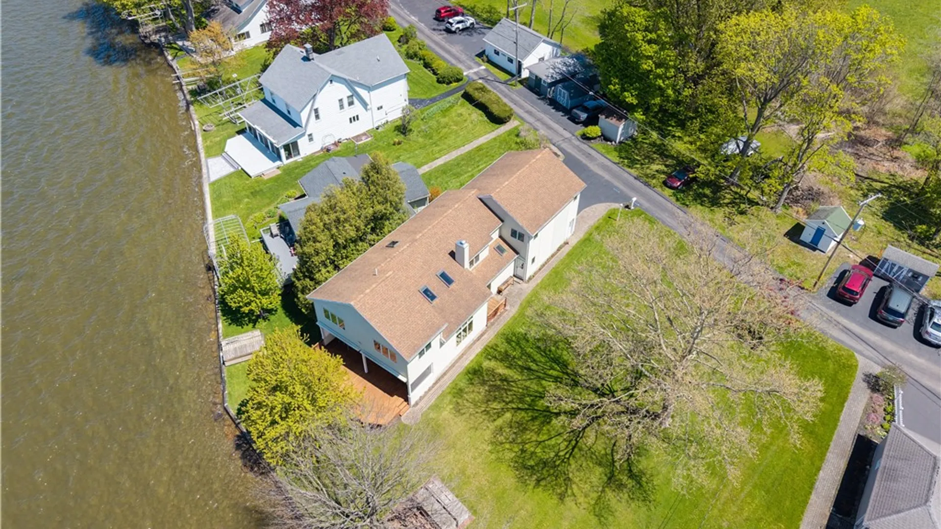 Property at 3660 Shoreline Dr, Livonia, NY 14487 27