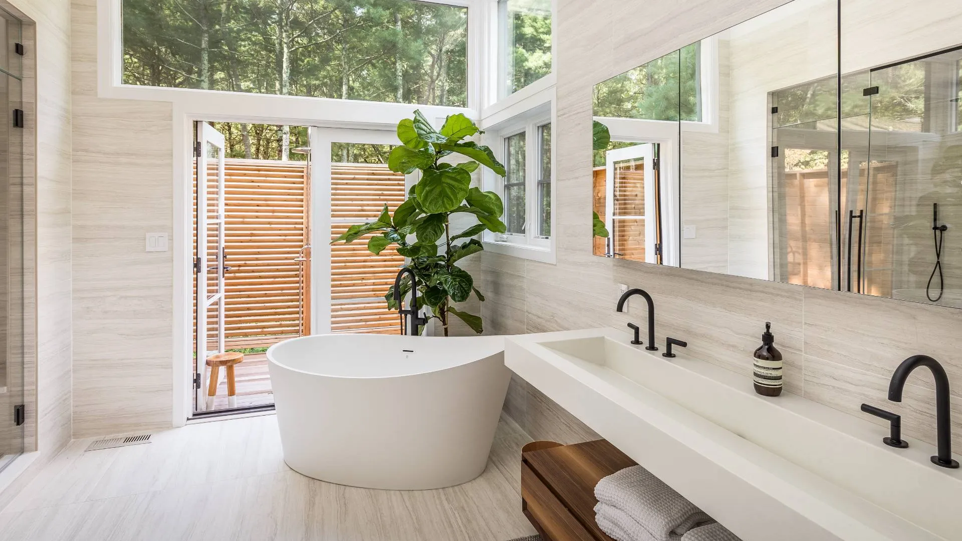 Property at 4 Bull Path Close, East Hampton, NY 11937 16