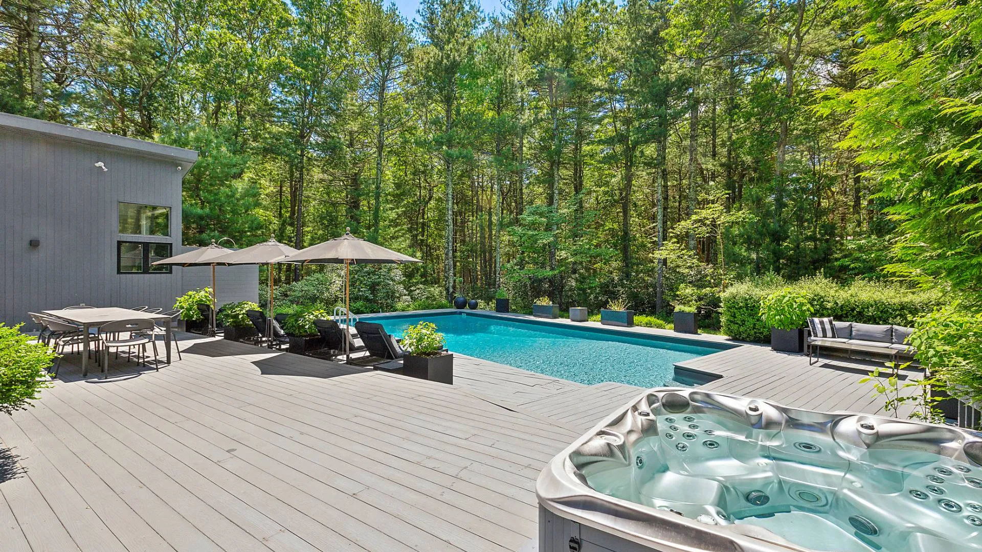 Property at 4 Bull Path Close, East Hampton, NY 11937 33