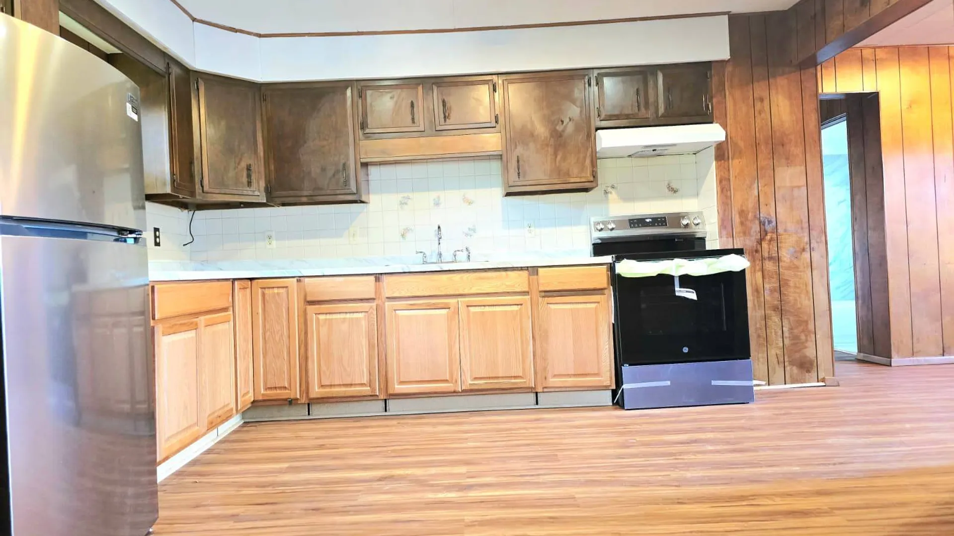 Property at 401 WILLOW ST, Vestal, NY 13850 12