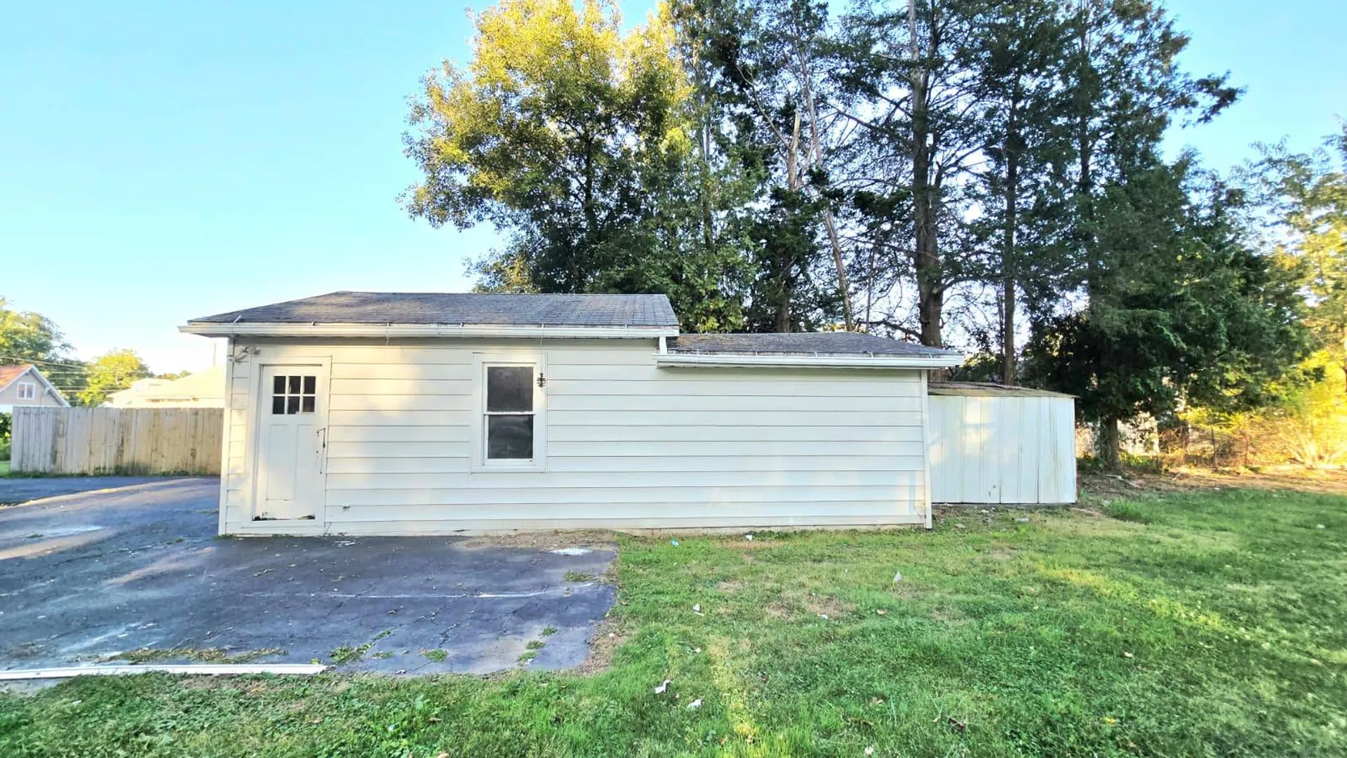 Property at 401 WILLOW ST, Vestal, NY 13850 24