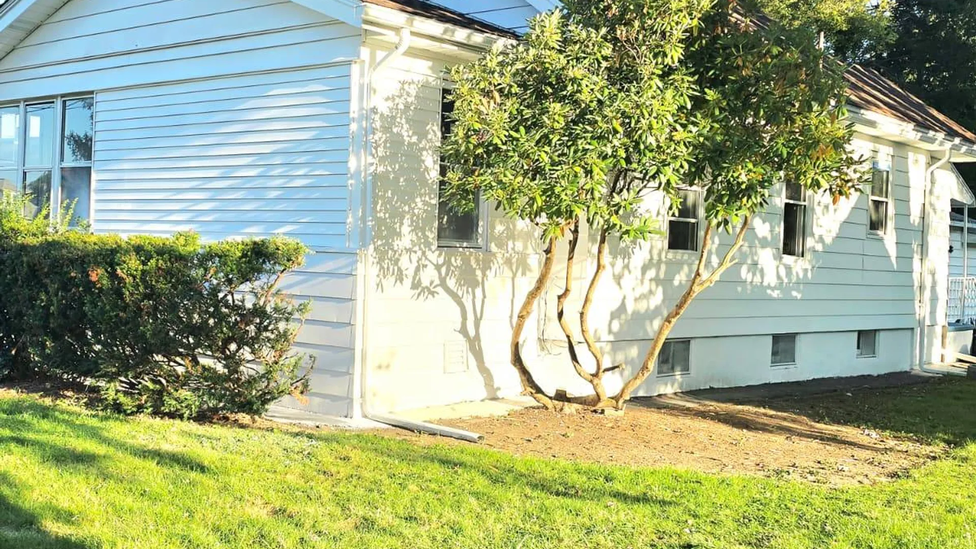 Property at 401 WILLOW ST, Vestal, NY 13850 4