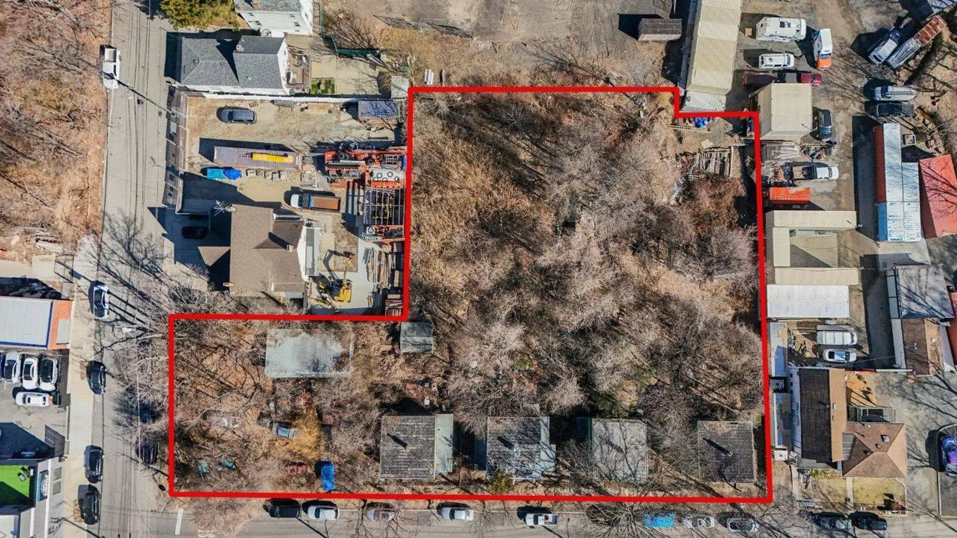 Property at 81 Kreischer St, Staten Island, NY 10309 12