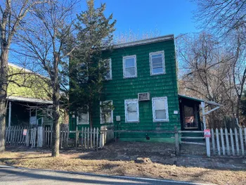 Property at 81 Kreischer St, Staten Island, NY 10309