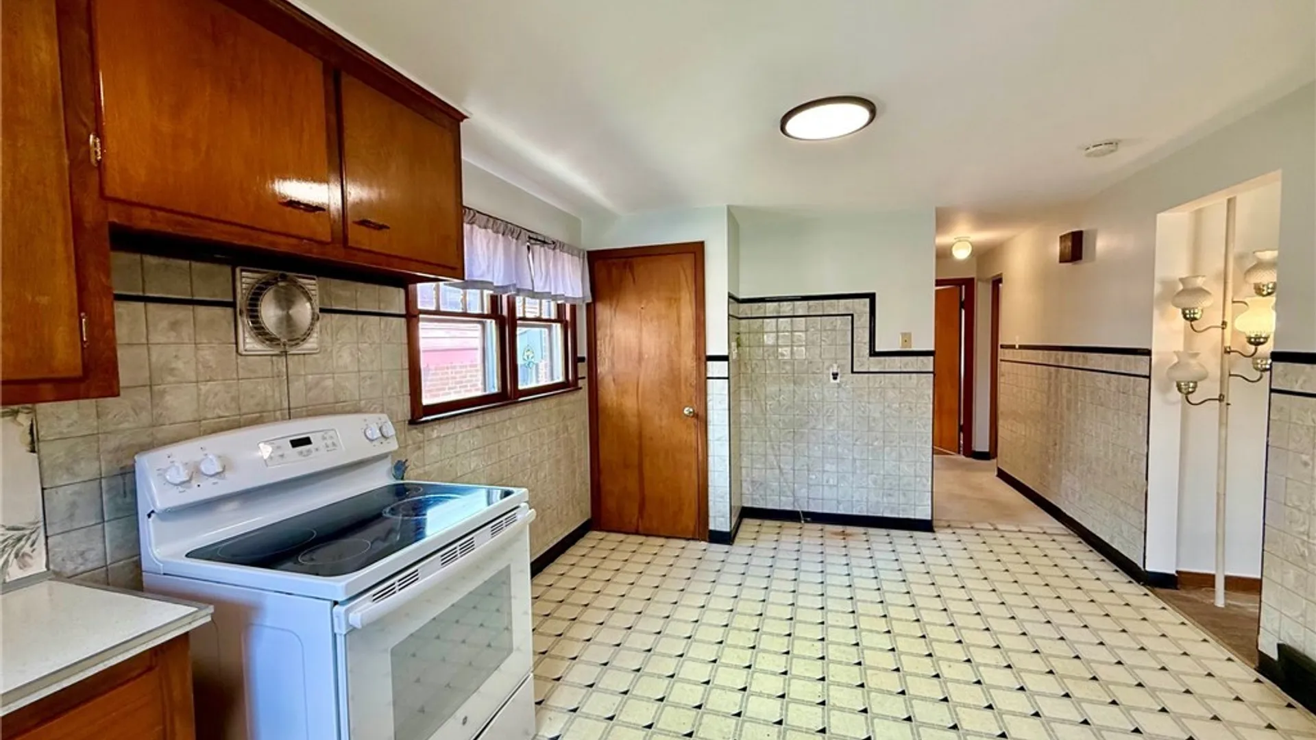 Property at 1157 La Salle Avenue, Niagara Falls, NY 14301 12