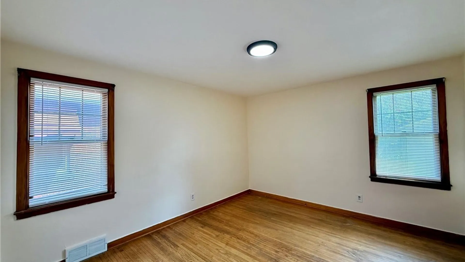 Property at 1157 La Salle Avenue, Niagara Falls, NY 14301 19