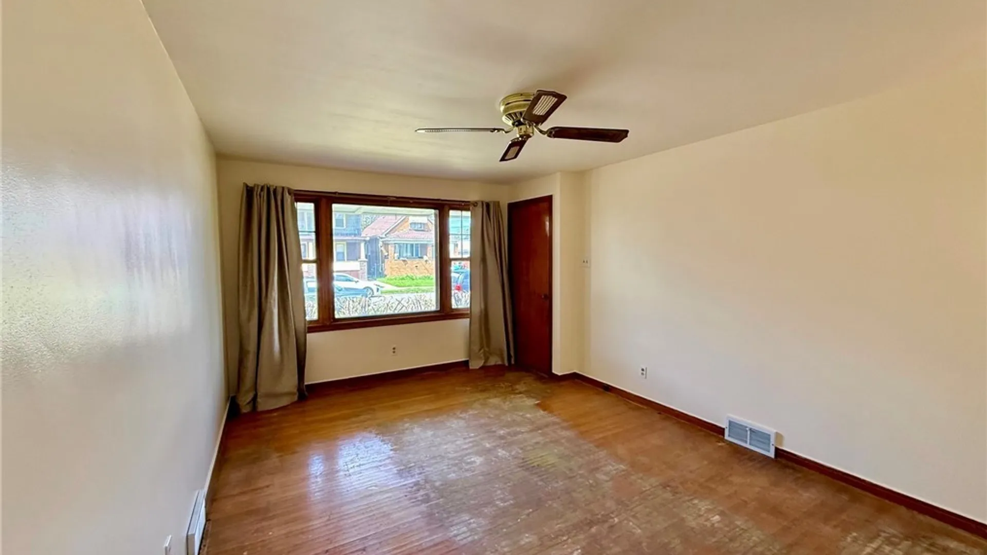 Property at 1157 La Salle Avenue, Niagara Falls, NY 14301 6