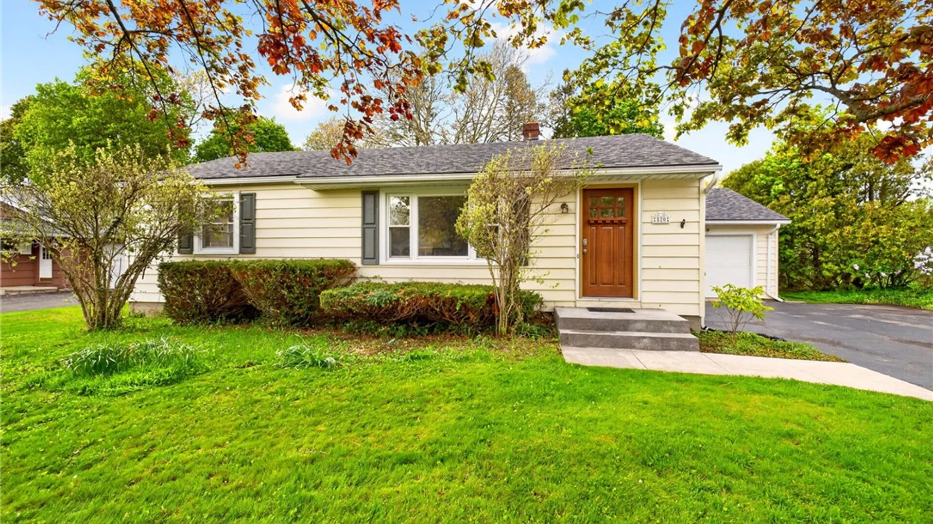 Property at 520 Old Mill Lane, Webster, NY 14580 2