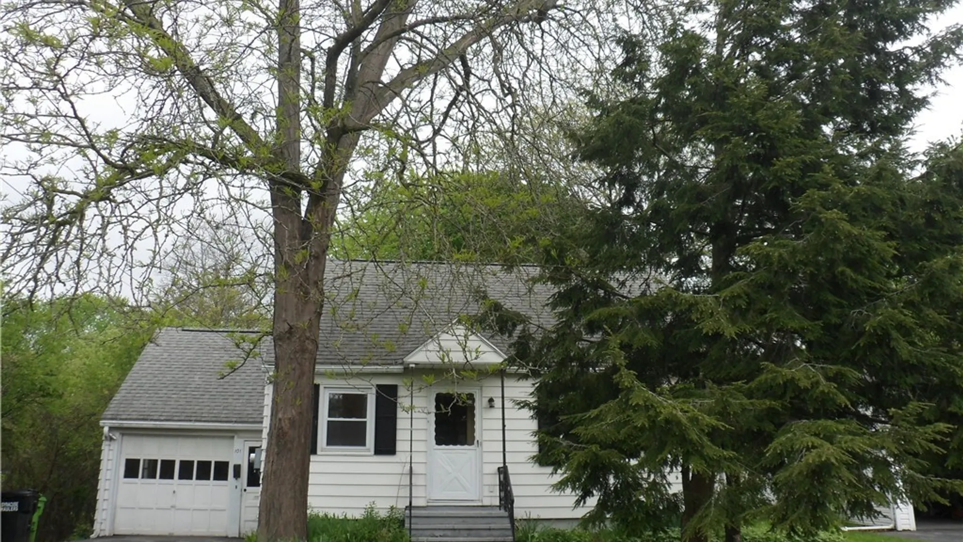 Property at 101 Chestnut Hill Drive, Salina, NY 13088 2