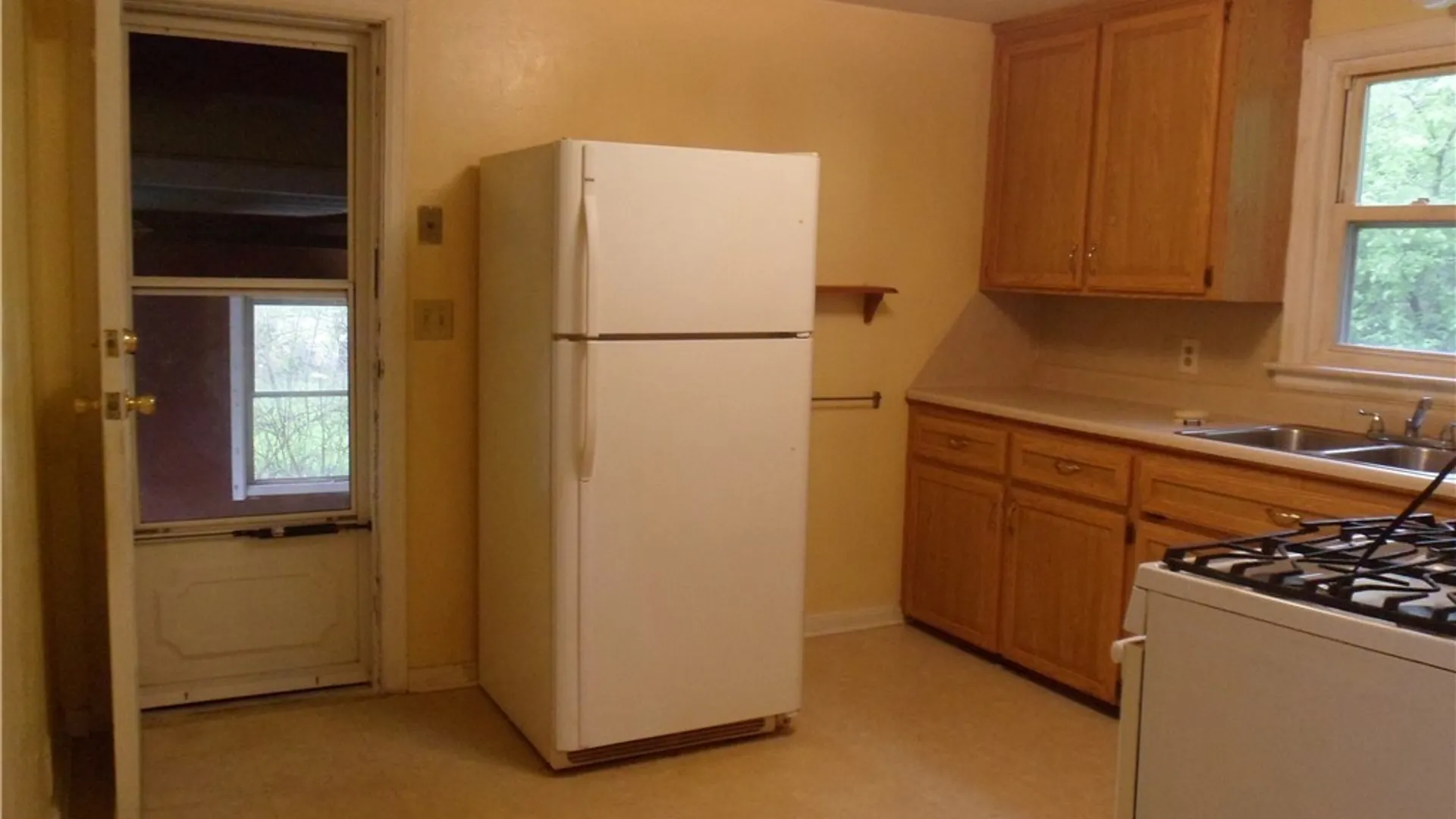 Property at 101 Chestnut Hill Drive, Salina, NY 13088 32