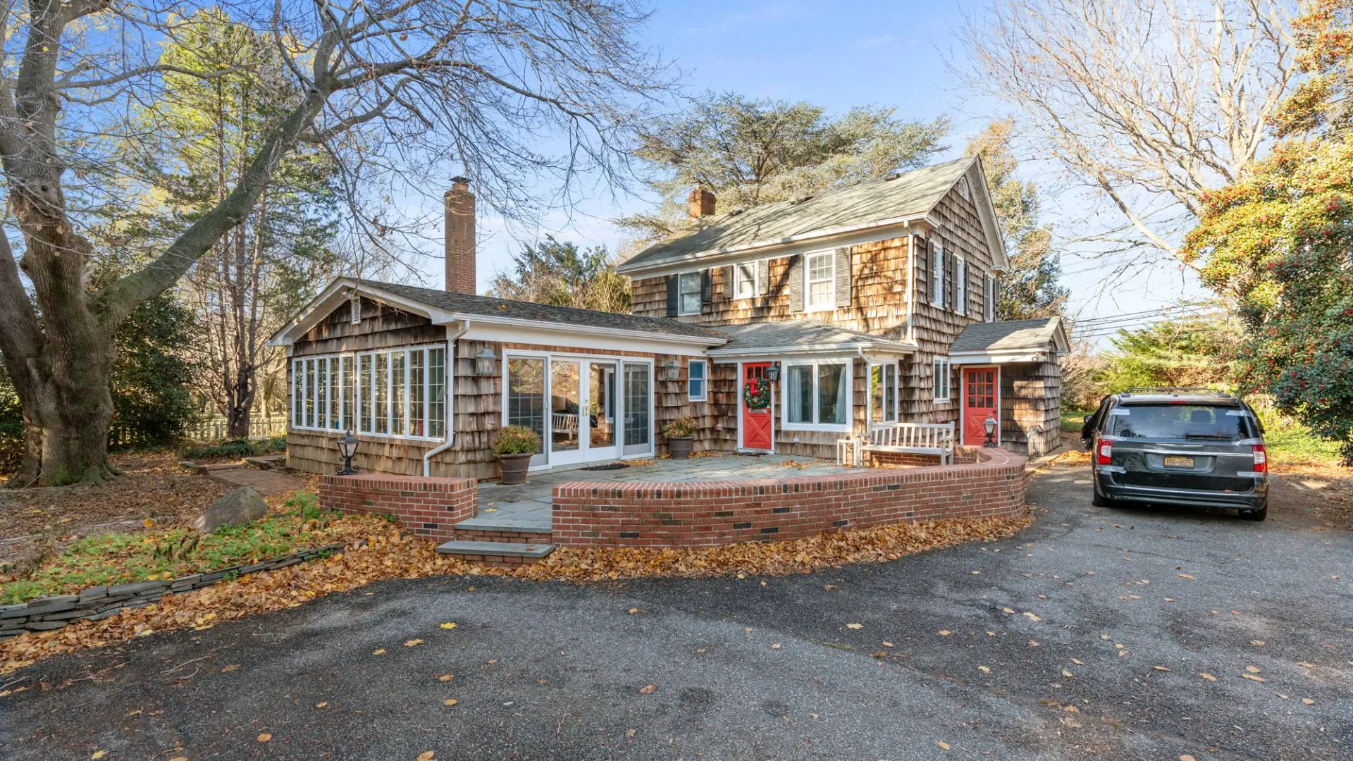 Property at 1800 Sound Ave, Mattituck, NY 11952 2