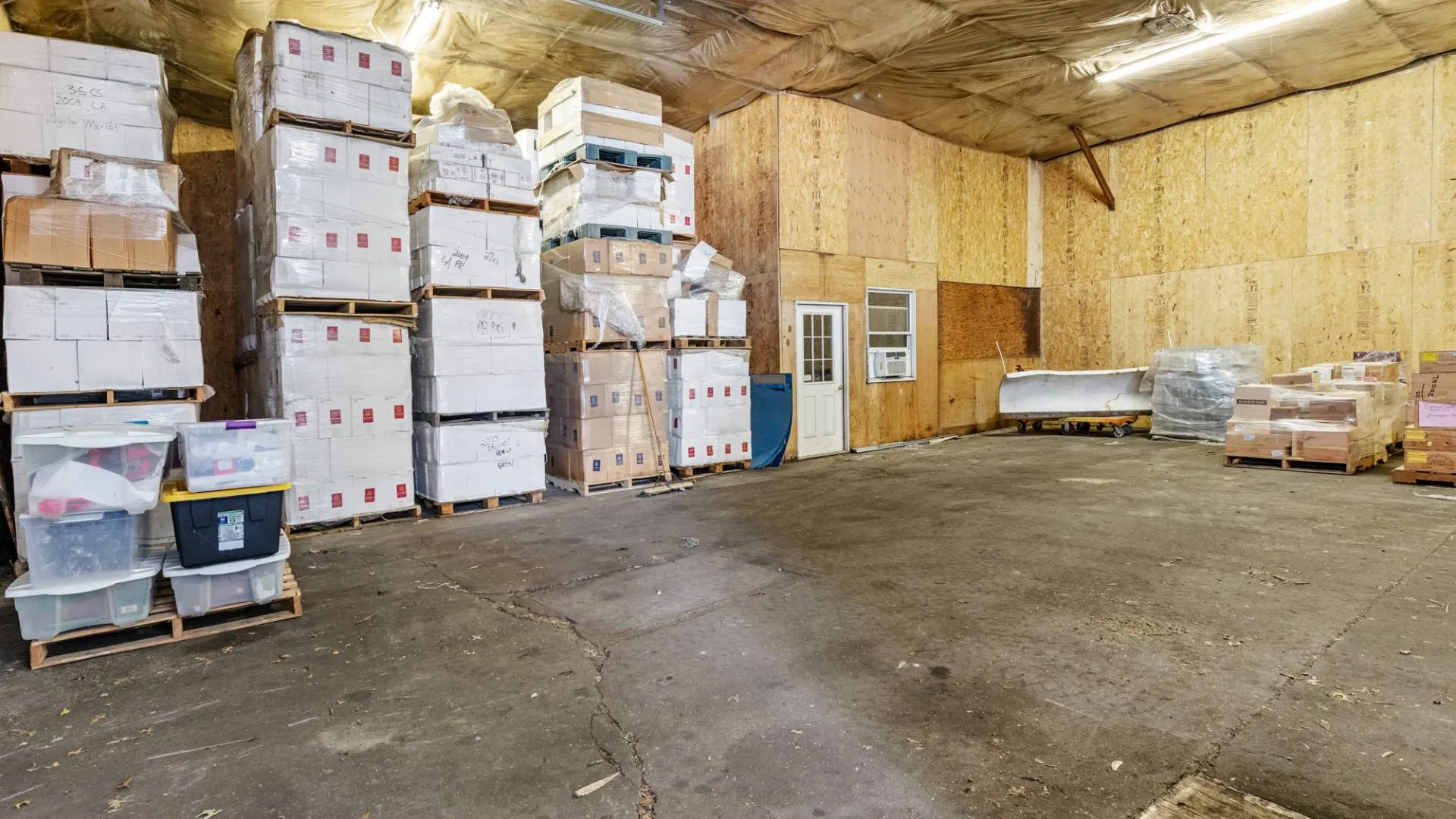 Property at 1800 Sound Ave, Mattituck, NY 11952 25