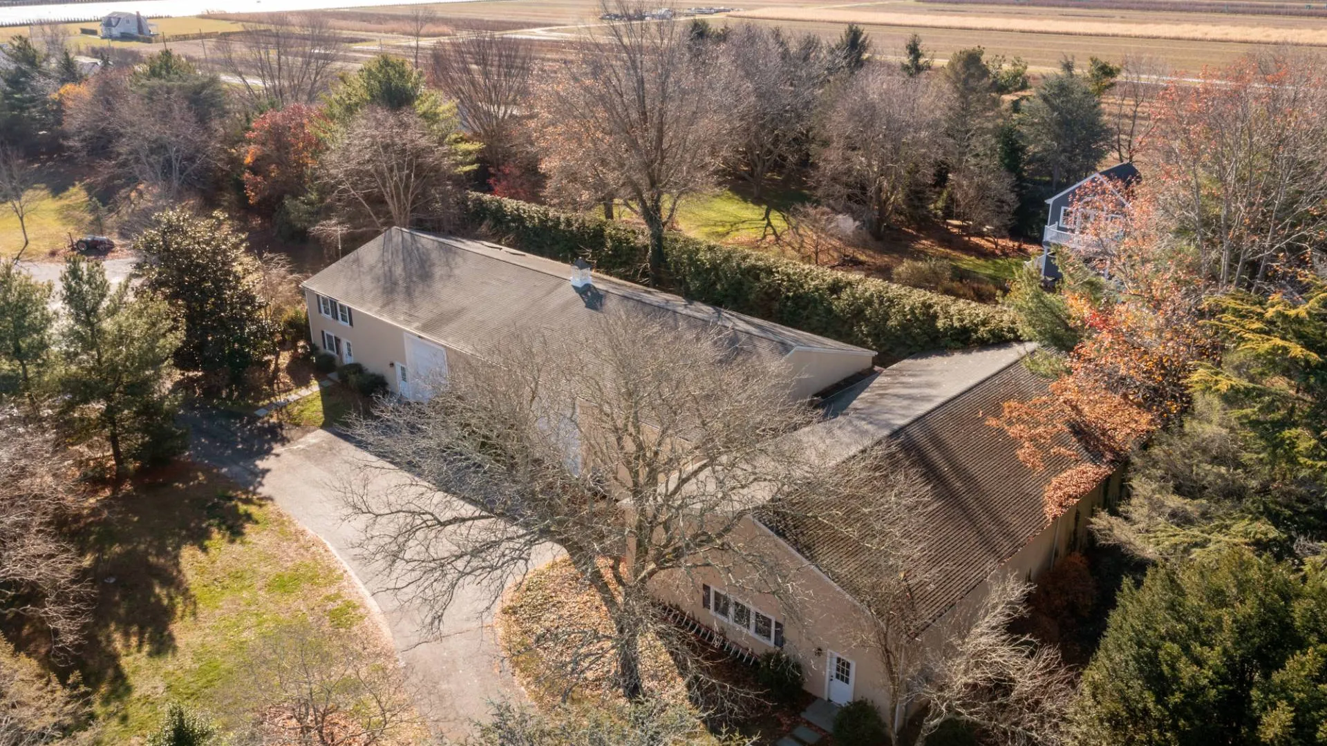 Property at 1800 Sound Ave, Mattituck, NY 11952 37