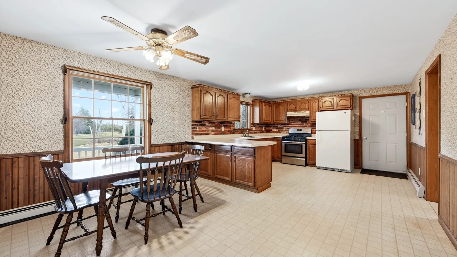 Property at 12109 Buckwheat Rd, Alden, NY 14004 12