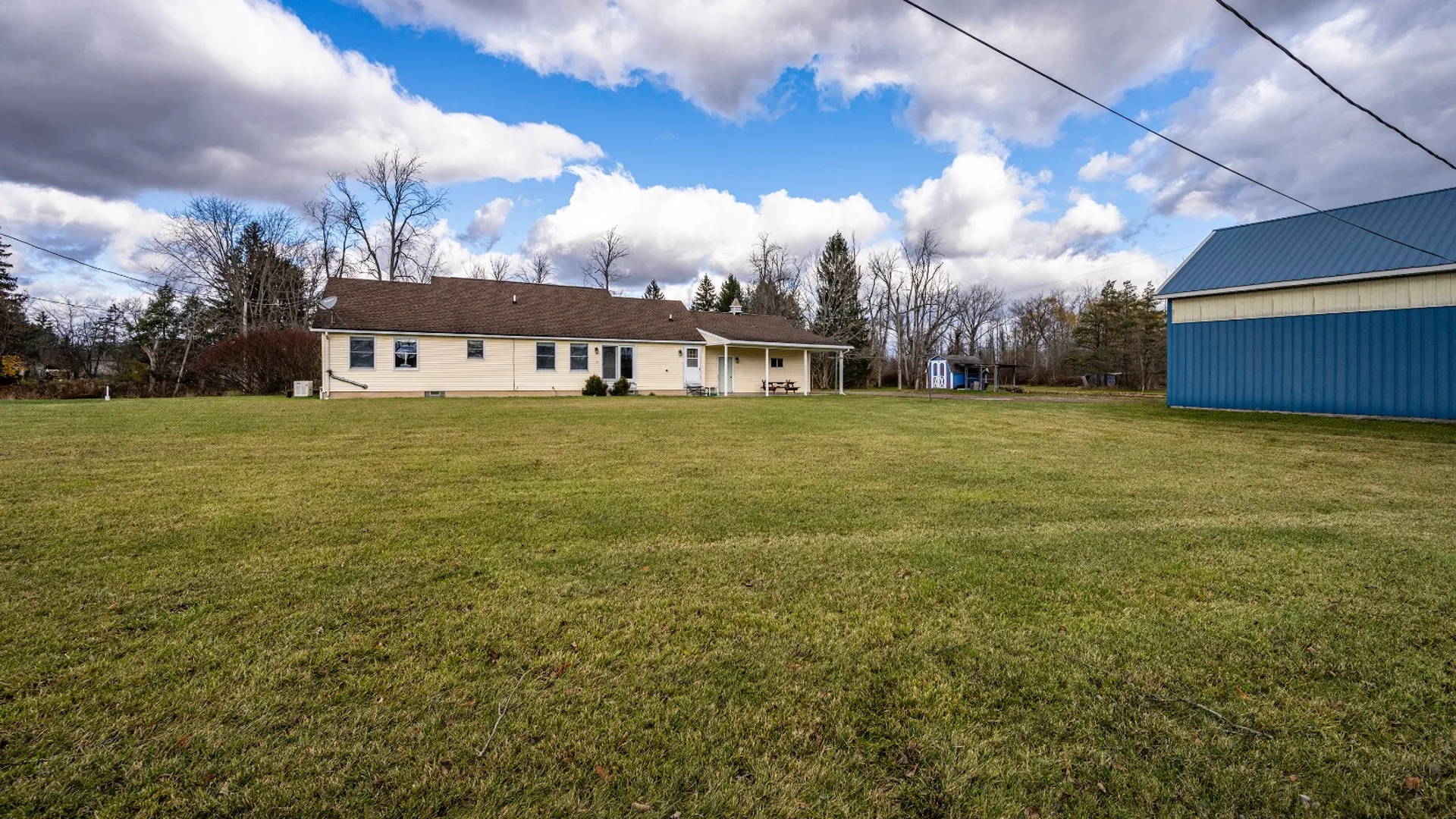 Property at 12109 Buckwheat Rd, Alden, NY 14004 33