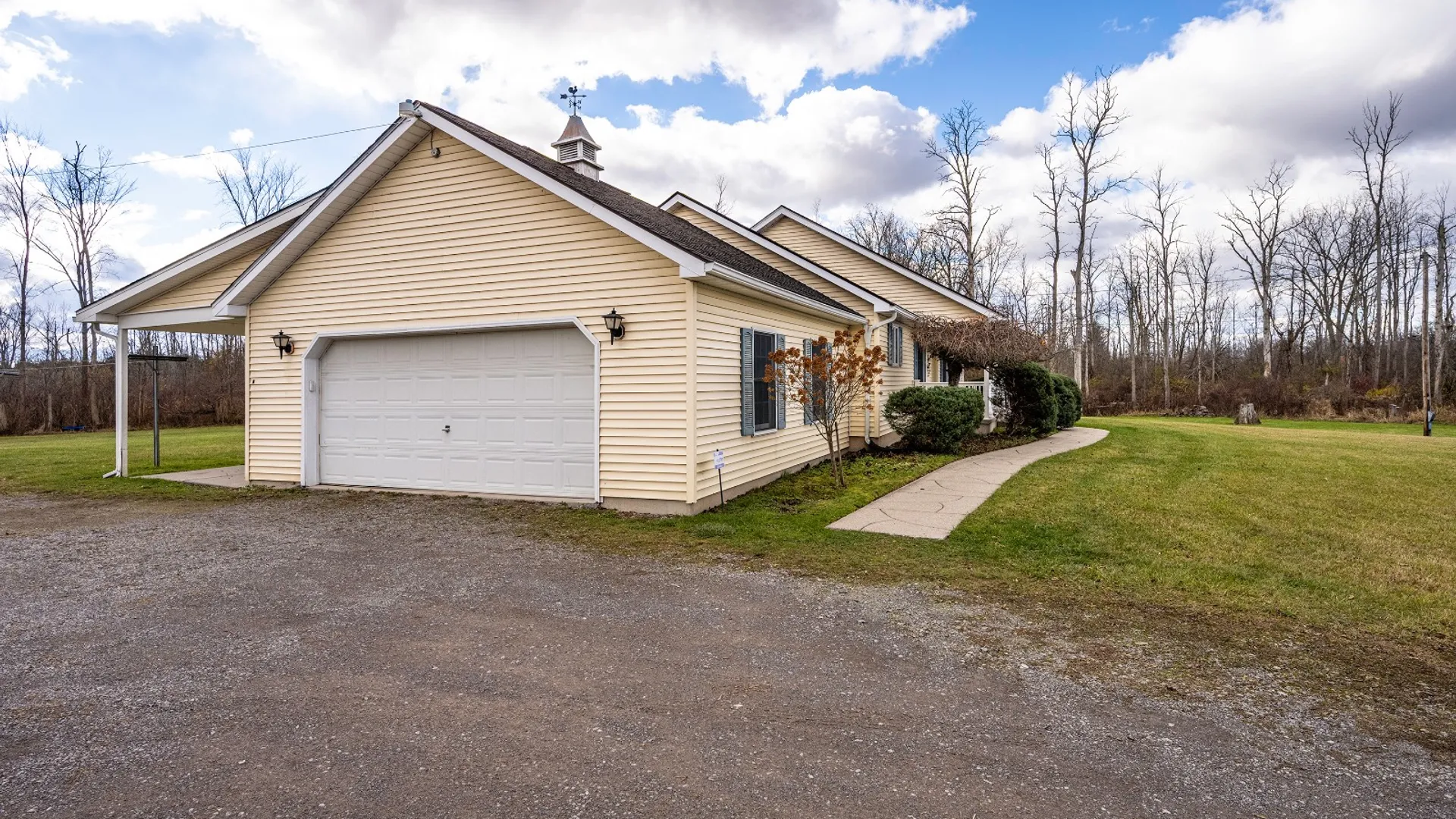 Property at 12109 Buckwheat Rd, Alden, NY 14004 9