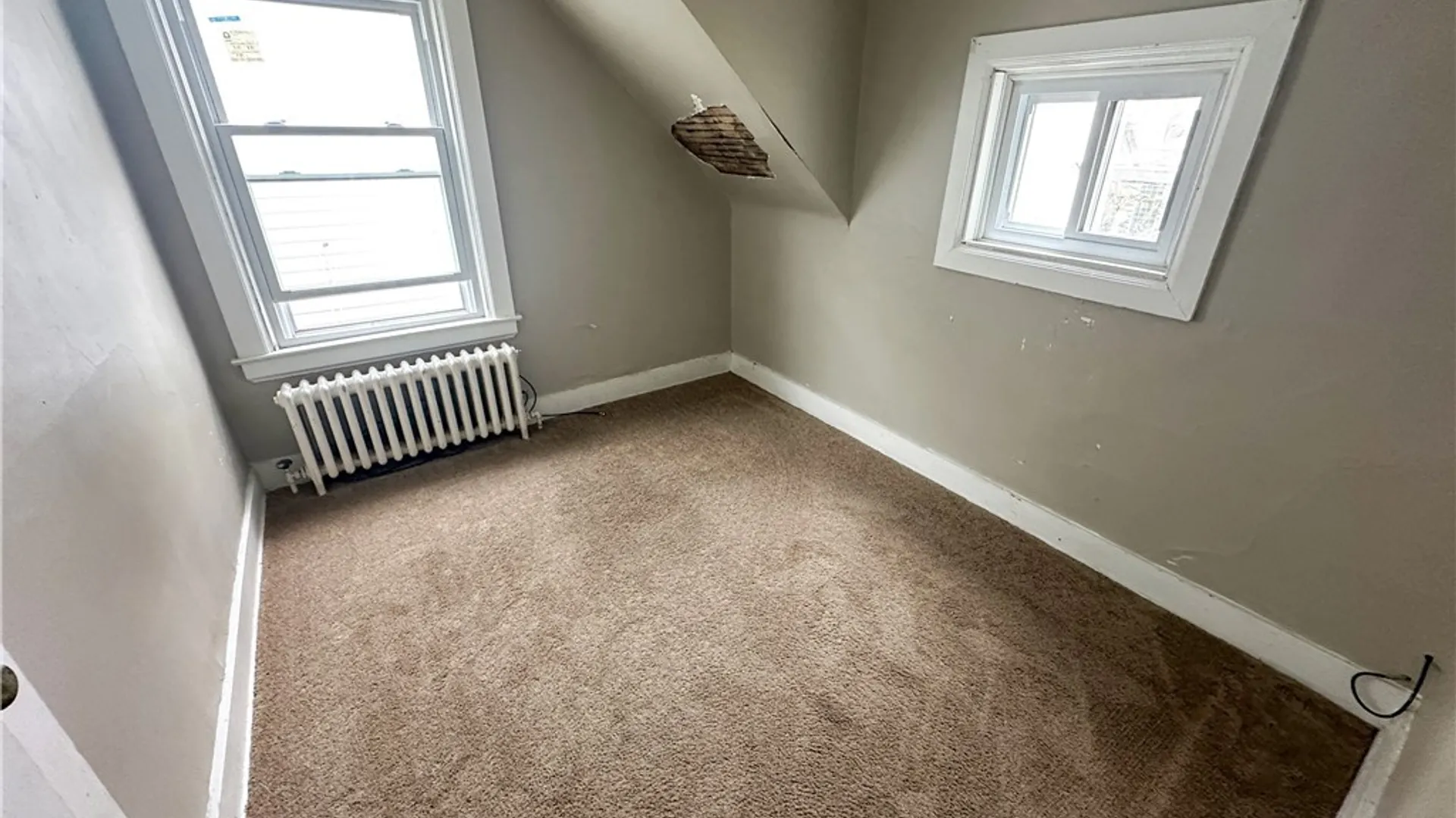 Property at 32 Custer Street, Buffalo, NY 14214 8