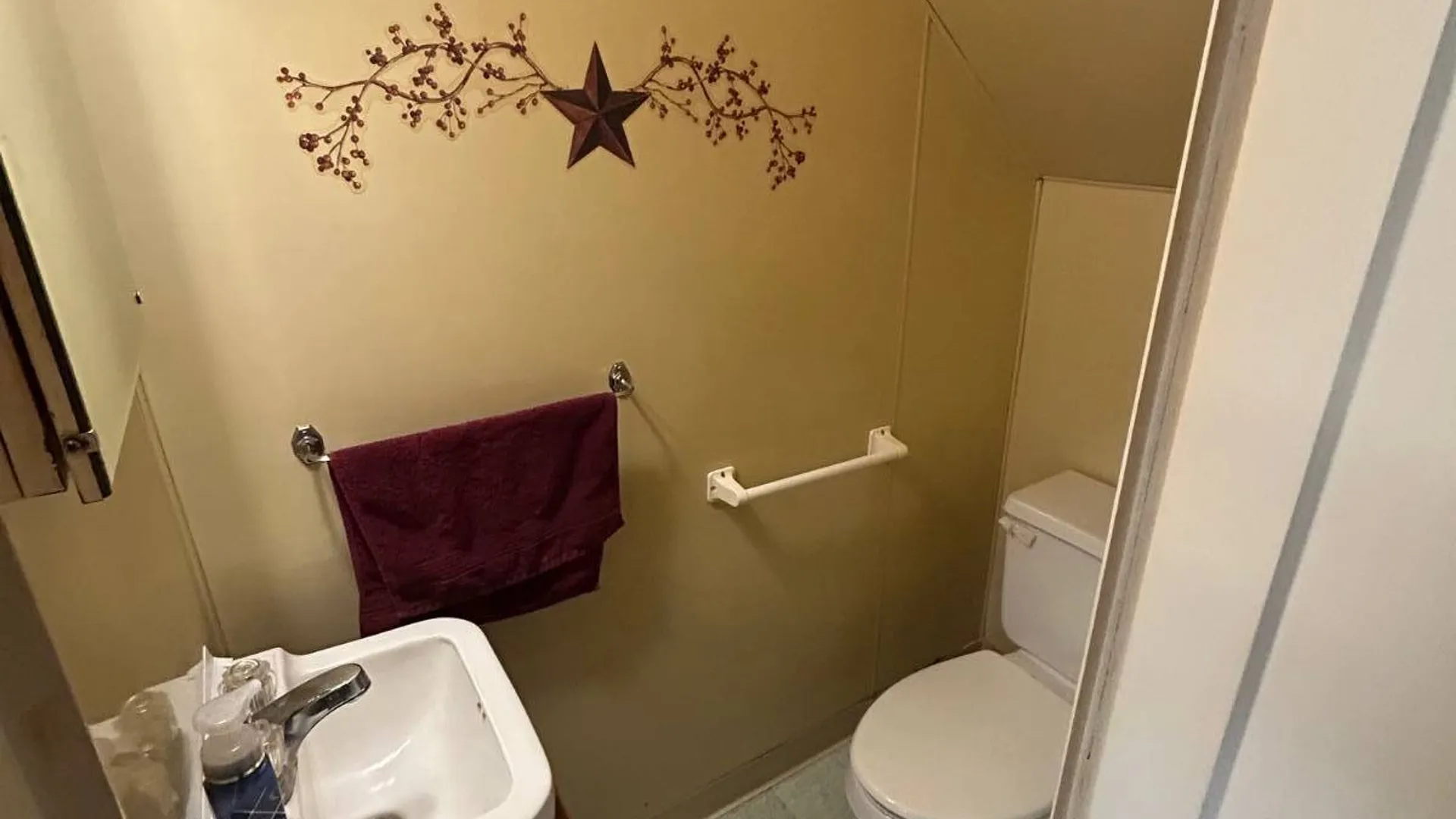 Property at 10 E Main Street, Palatine Bridge, NY 13428 17
