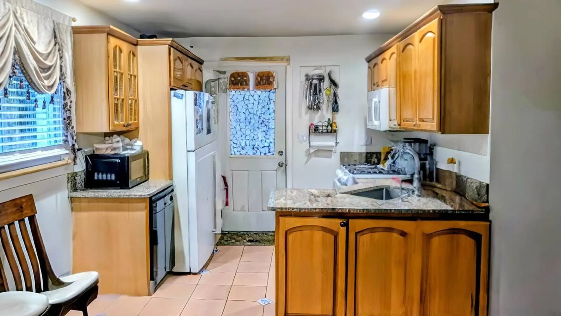 Property at 17 Grayley Place, Huntington Station, NY 11746 3