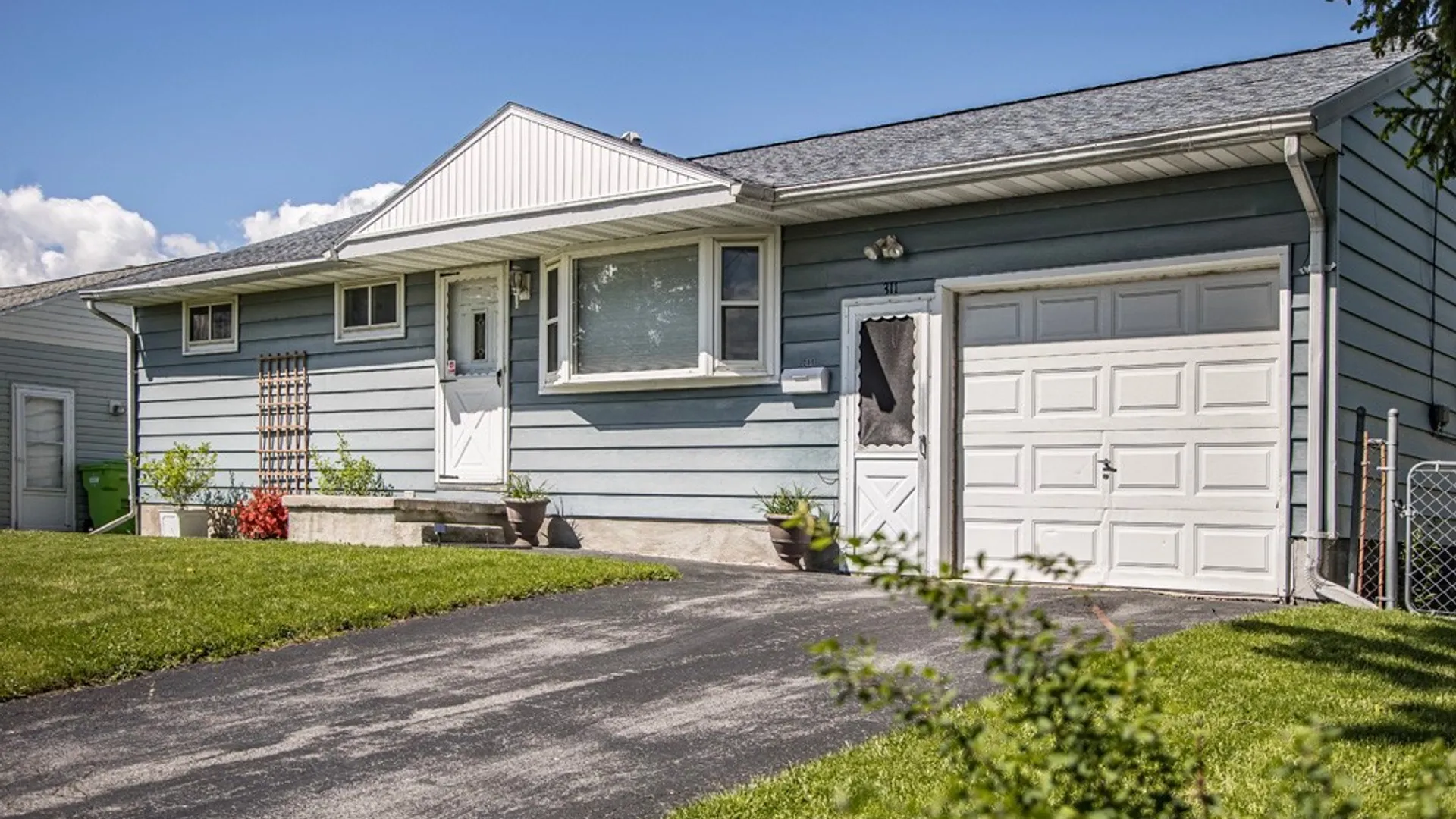 Property at 311 Swansea Avenue, Salina, NY 13206 2